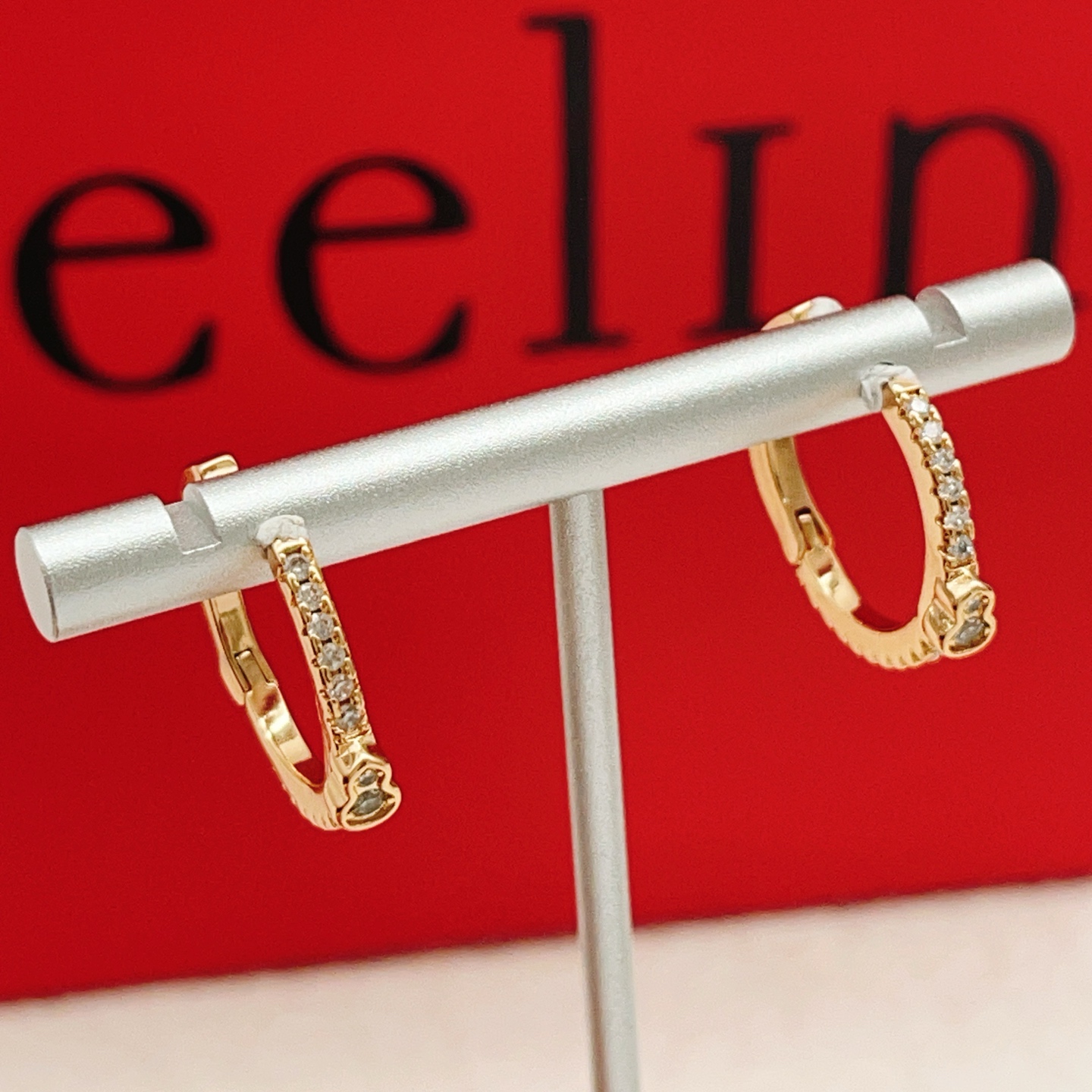 Qeelin Wulu earrings 18k rose gold clear diamond 12mm hoop diameter