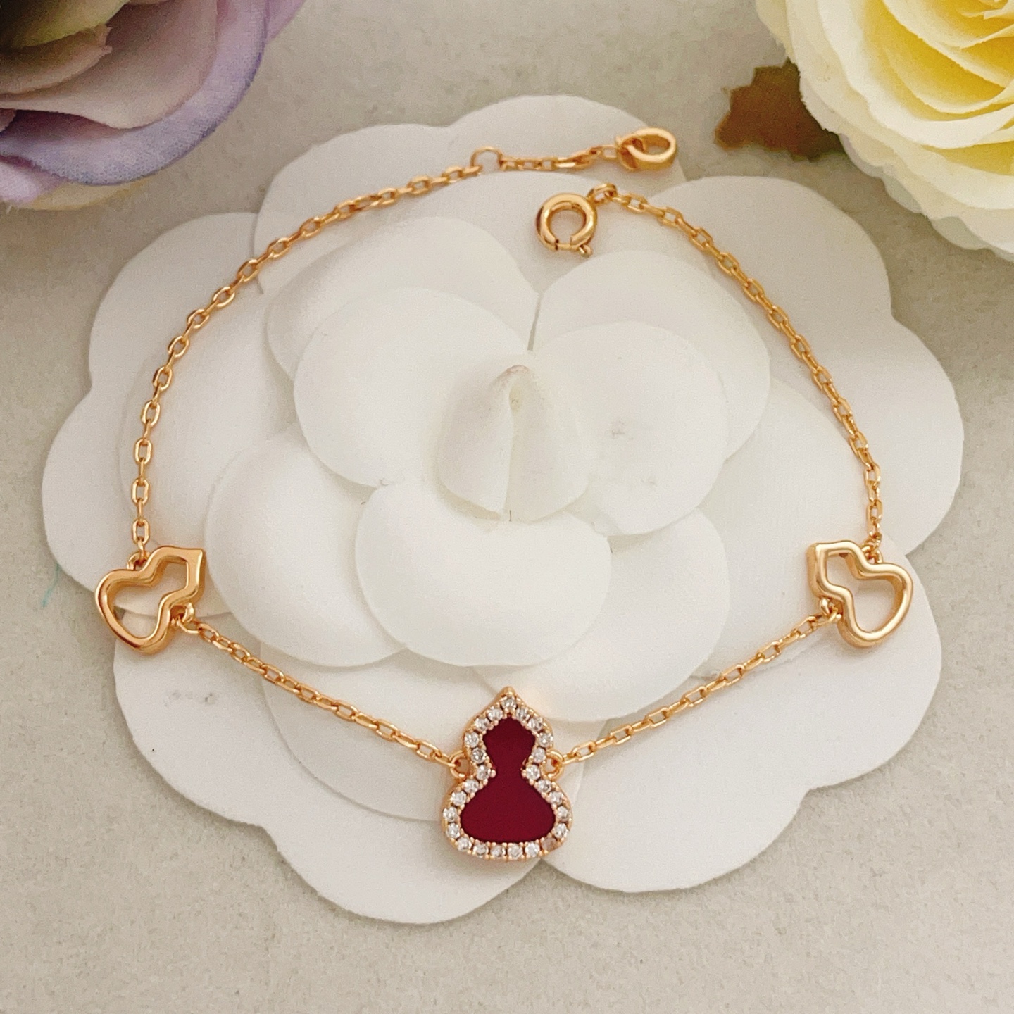 Qeelin Wulu bracelet 18K rose gold red agate diamond 18cm