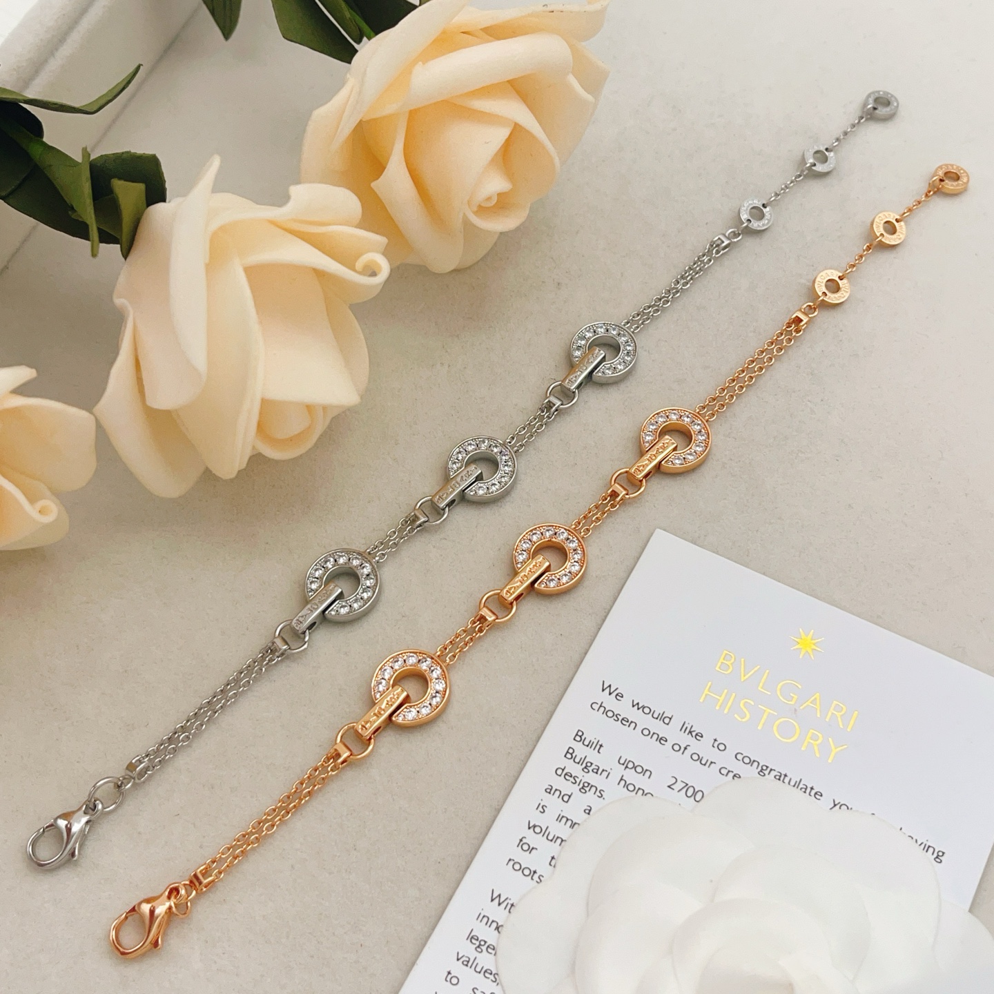 Bvlgari Bvlgari bracelet Yellow Gold White Gold Rose Gold with Clear Pave Stones 18cm
