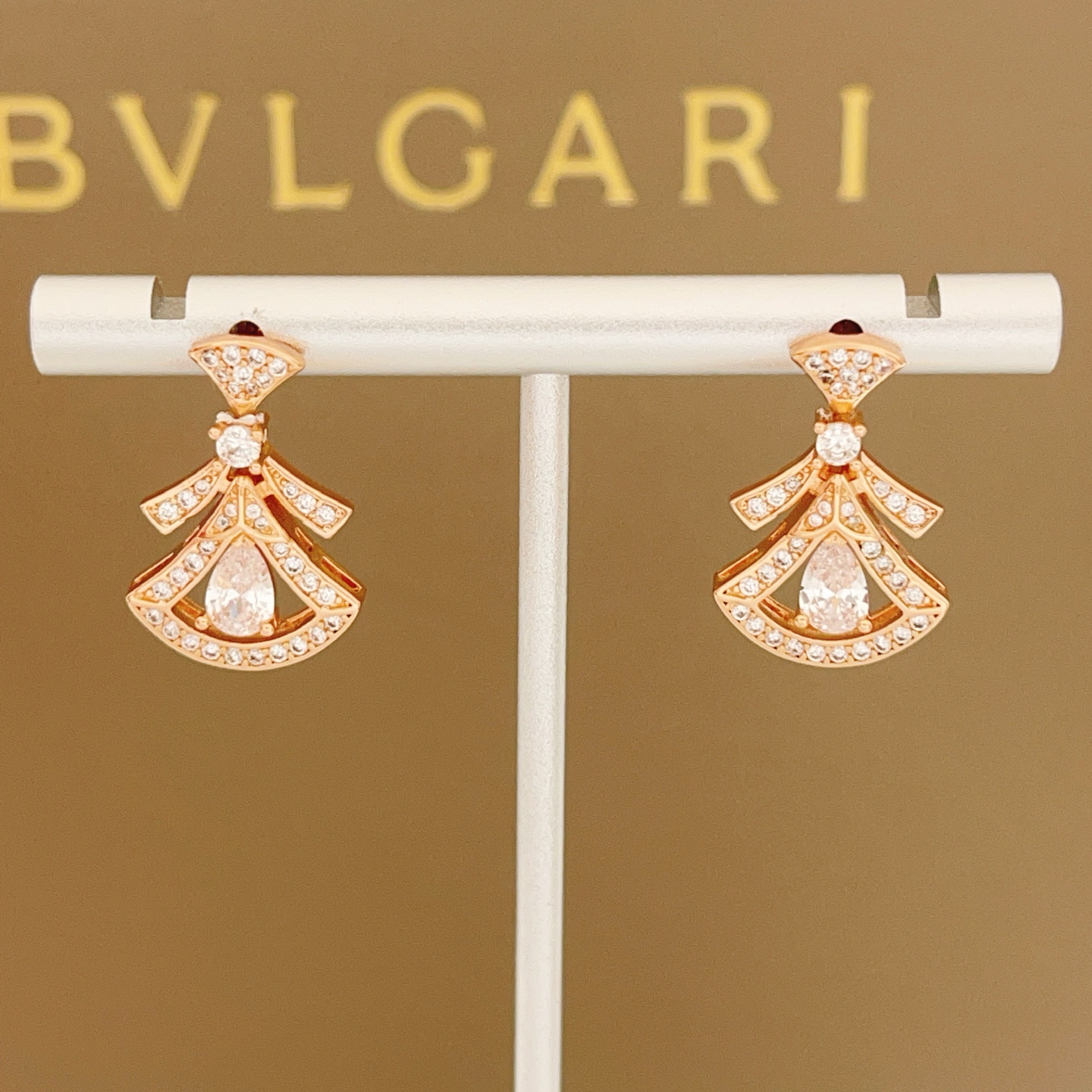 Bvlgari Divas Dream earrings Rose gold metal with clear diamond-like gemstones 1 8cm drop length