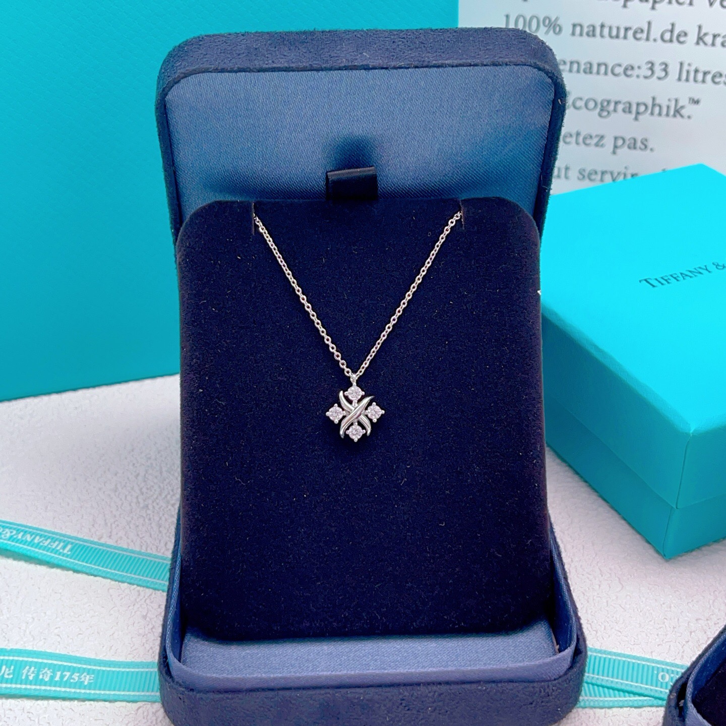 Tiffany Co Schlumberger Lynn Pendant necklace platinum metal with clear diamond stones 16 inches