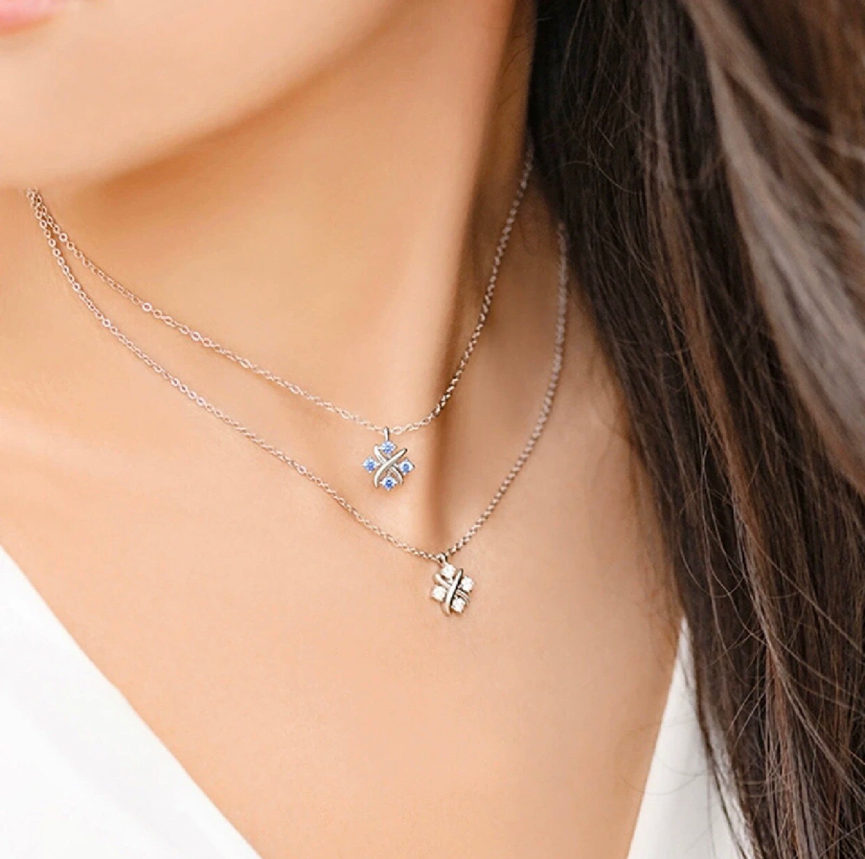 Tiffany Co Schlumberger Lynn necklace sterling silver with blue sapphire stones 40cm with 5cm extender