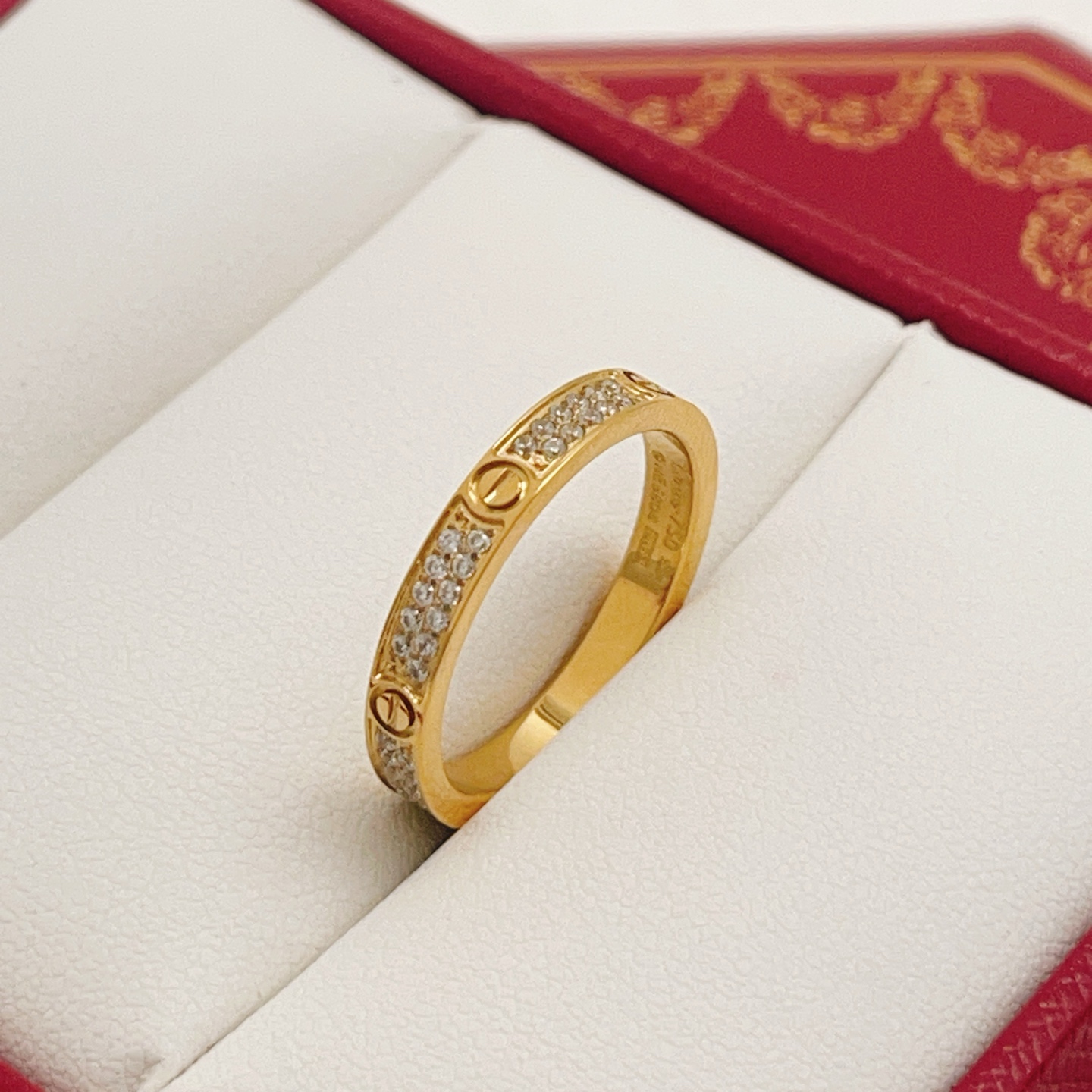 Cartier Love ring 18k yellow gold clear diamond No 7