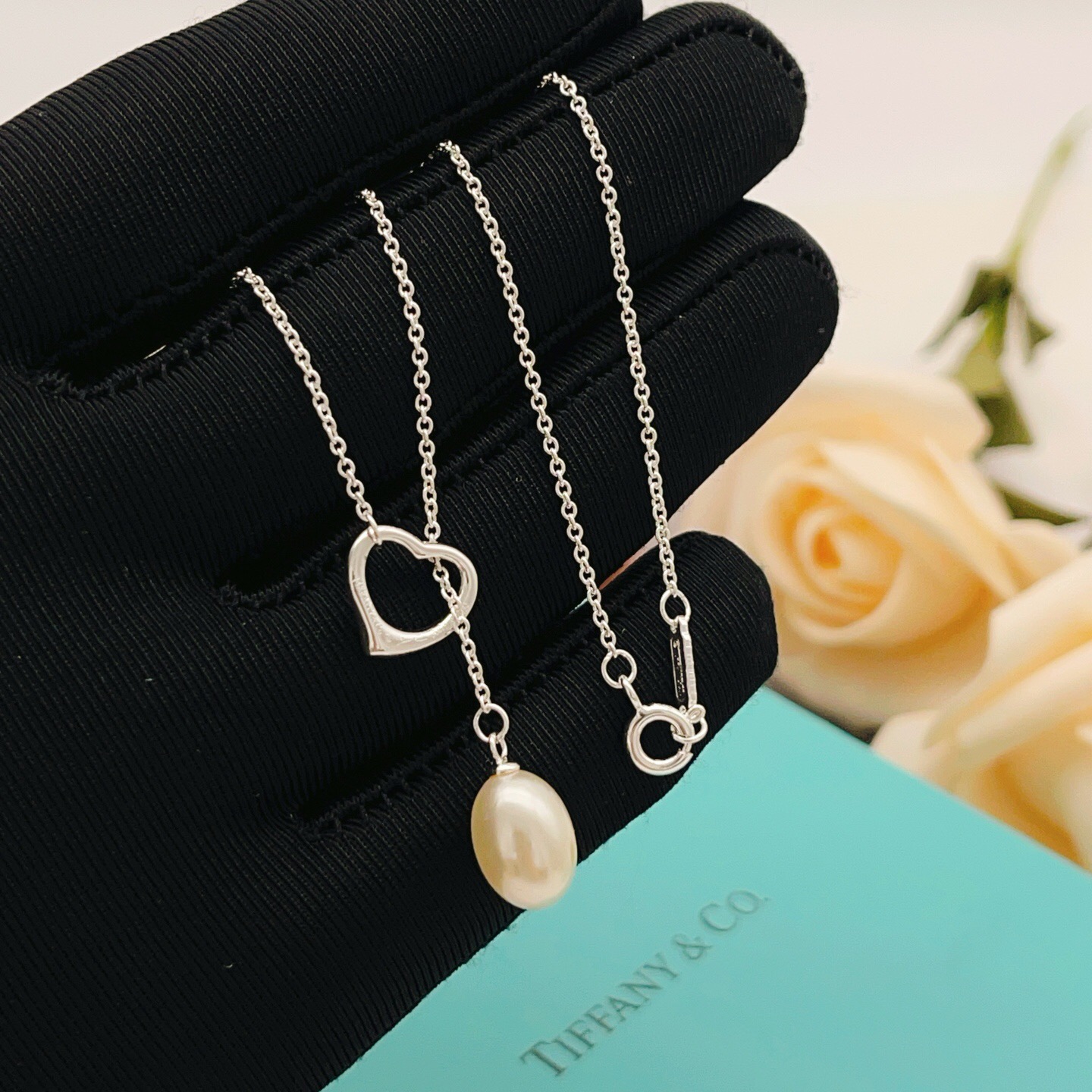 Tiffany Open Heart Pearl Lariat necklace Sterling silver white freshwater pearl 40cm