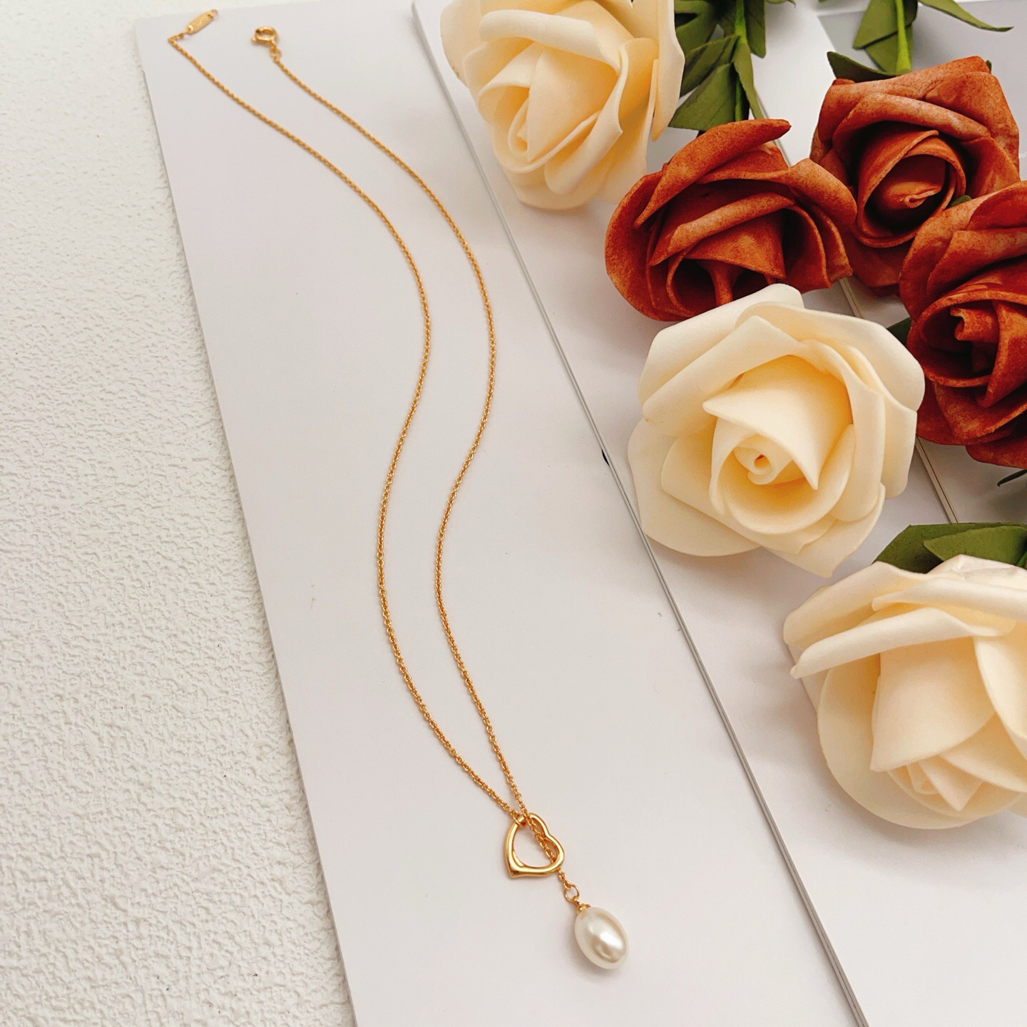 Tiffany Co Elsa Peretti Open Heart Pearl Lariat necklace 18k yellow gold with white freshwater pearl 16 inches