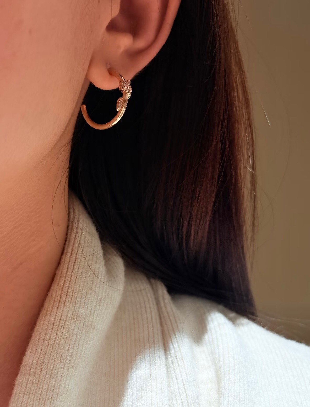Tiffany Co Knot earrings 18k yellow gold with white diamond pave accents 15mm hoop diameter