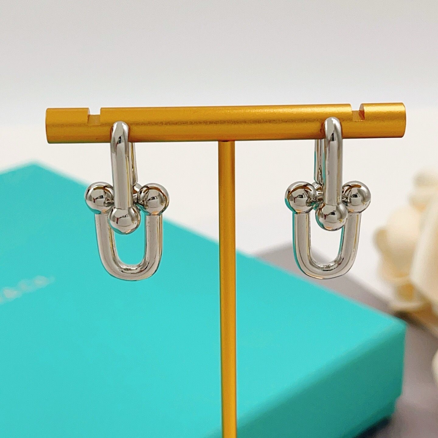 Tiffany Co HardWear earrings sterling silver 20mm length