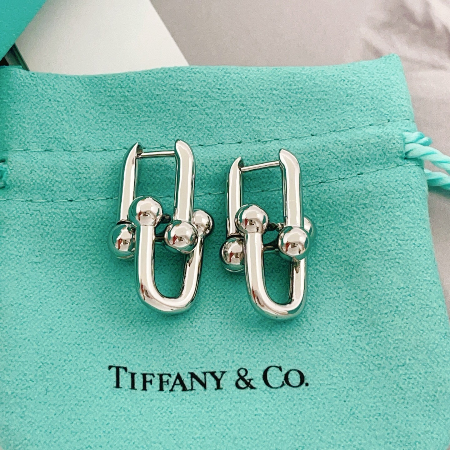 Tiffany Co HardWear earrings sterling silver 20mm length