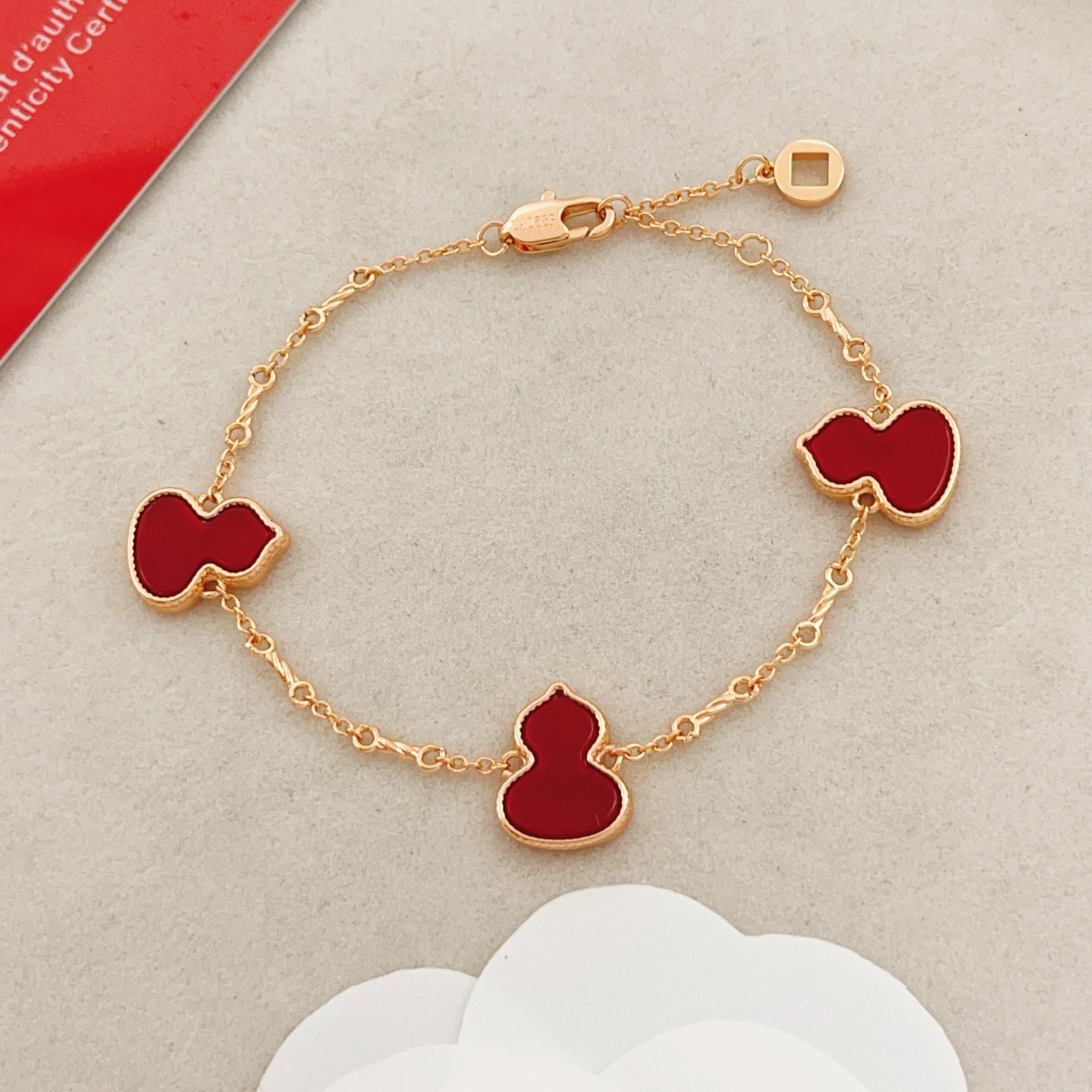 Qeelin Wulu bracelet 18k rose gold red carnelian 18cm adjustable