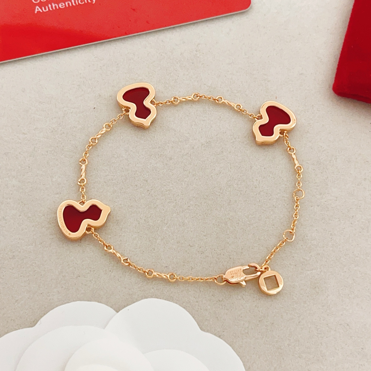 Qeelin Wulu bracelet 18k rose gold red carnelian 18cm adjustable