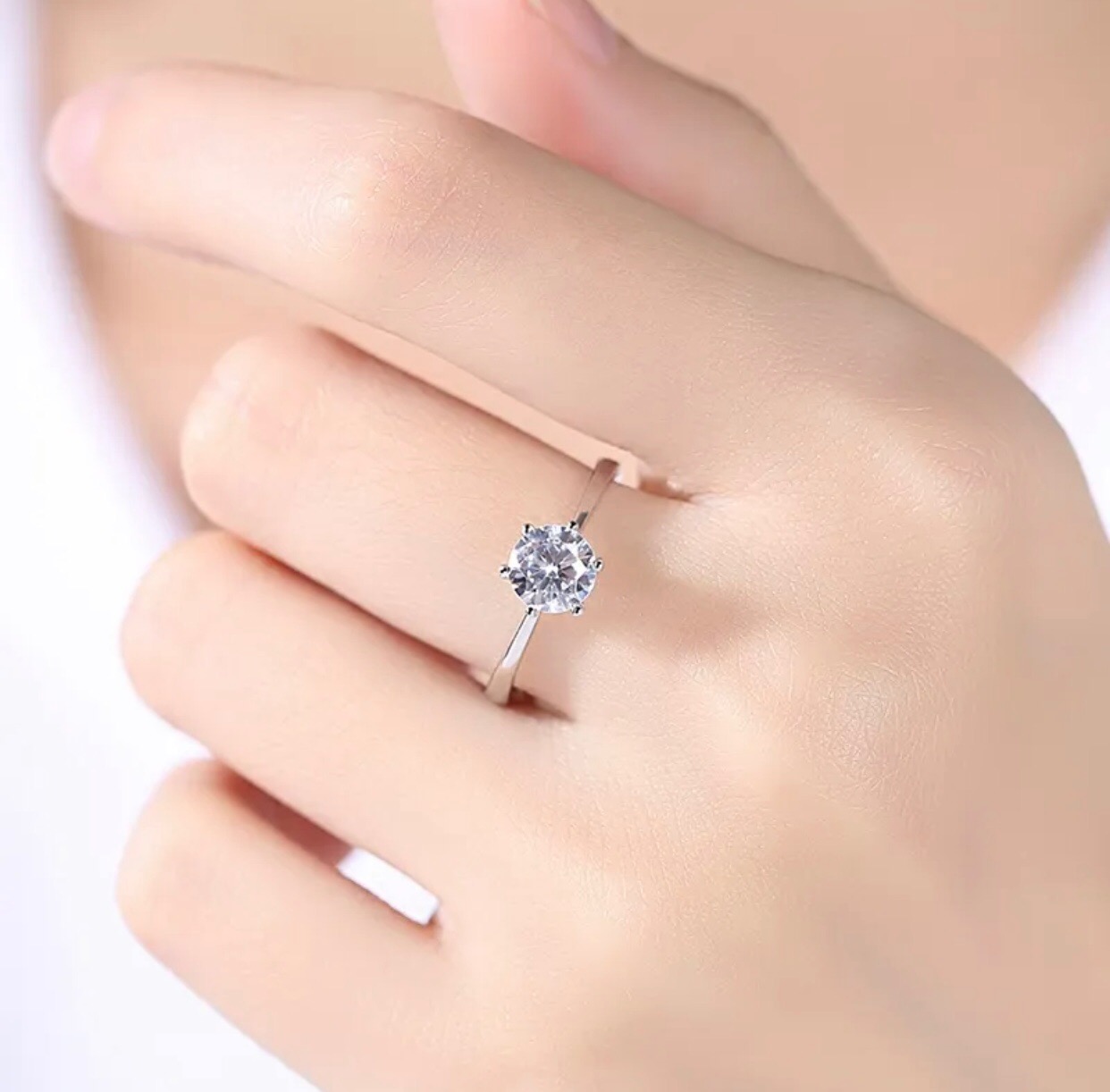Tiffany Co Tiffany Setting ring platinum metal clear round brilliant diamond 7