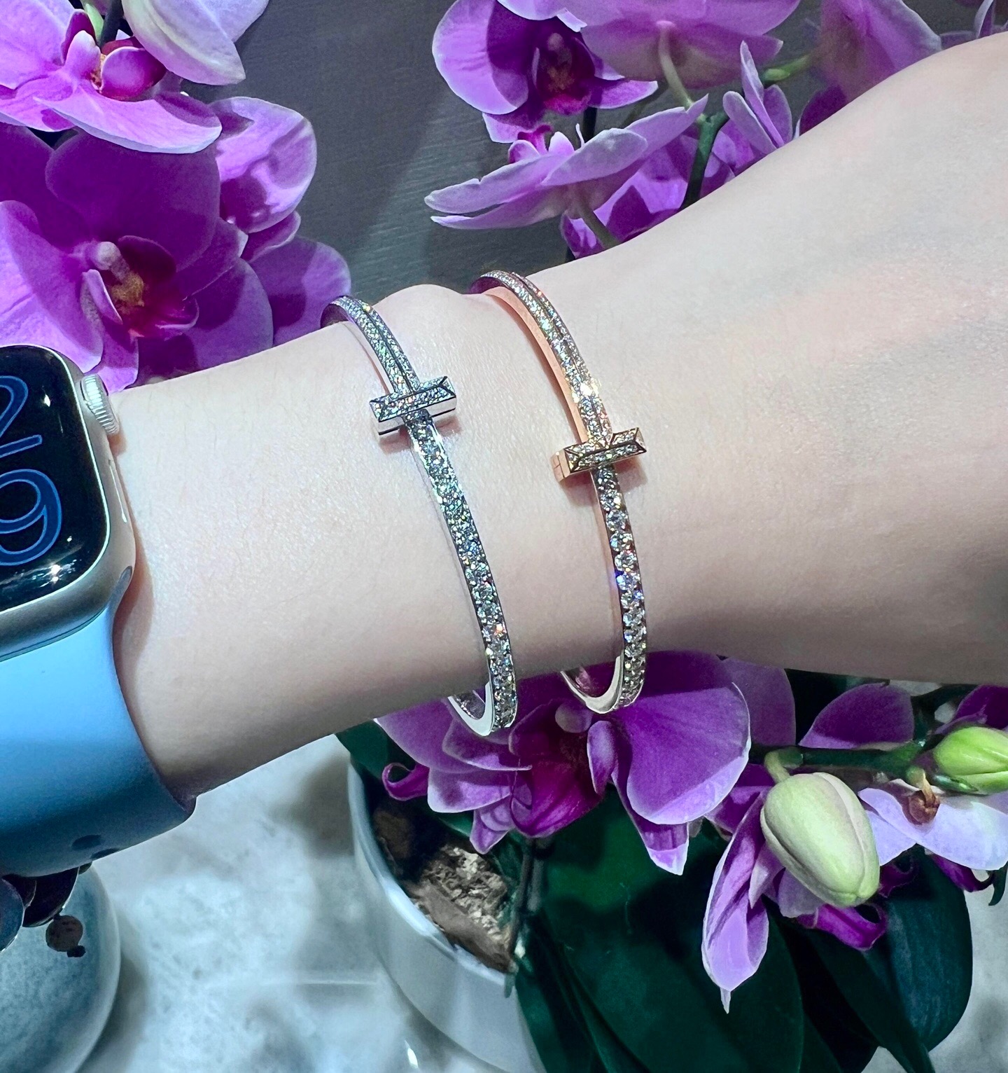 Tiffany Co T1 bracelet 18K rose gold with clear diamond pave 17cm