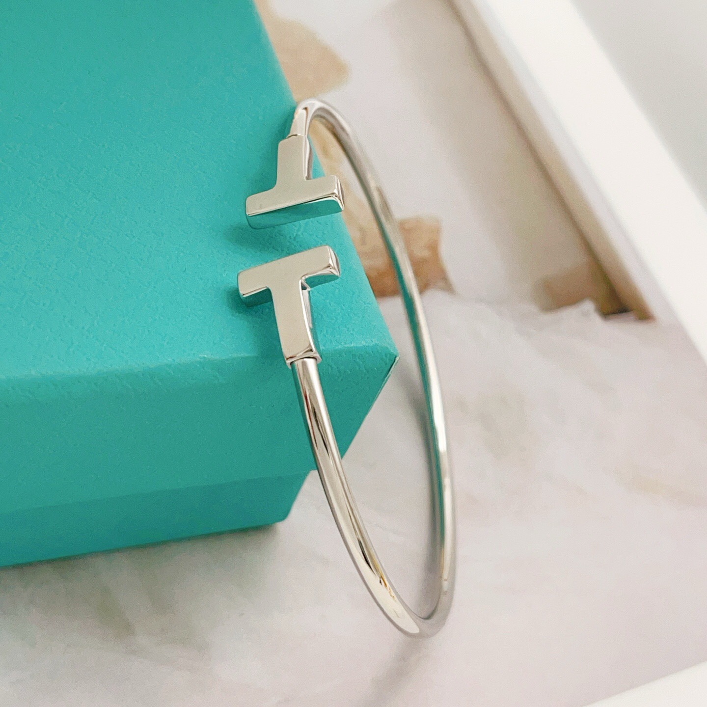 Tiffany Co T Wire bracelet sterling silver no gemstones 17cm inner circumference