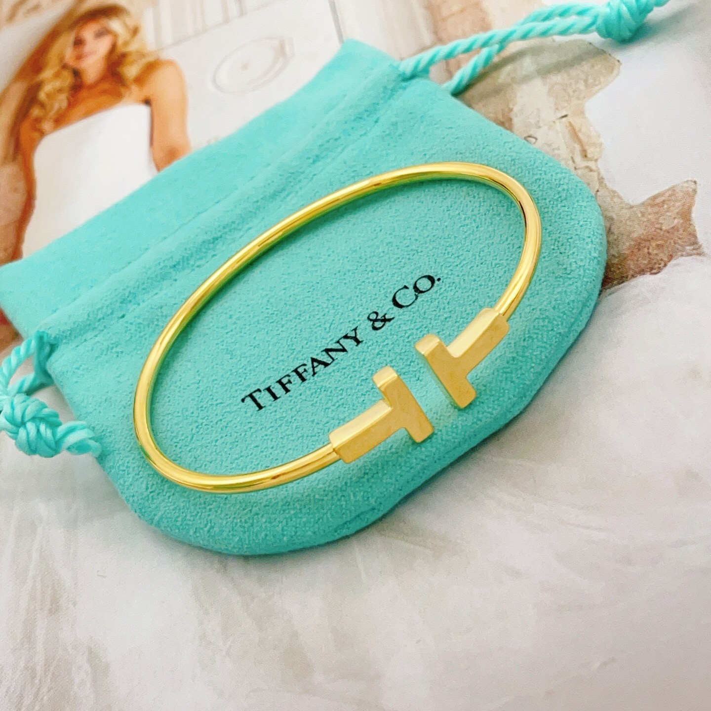 Tiffany Co T Wire bracelet 18k yellow gold 17cm inner circumference