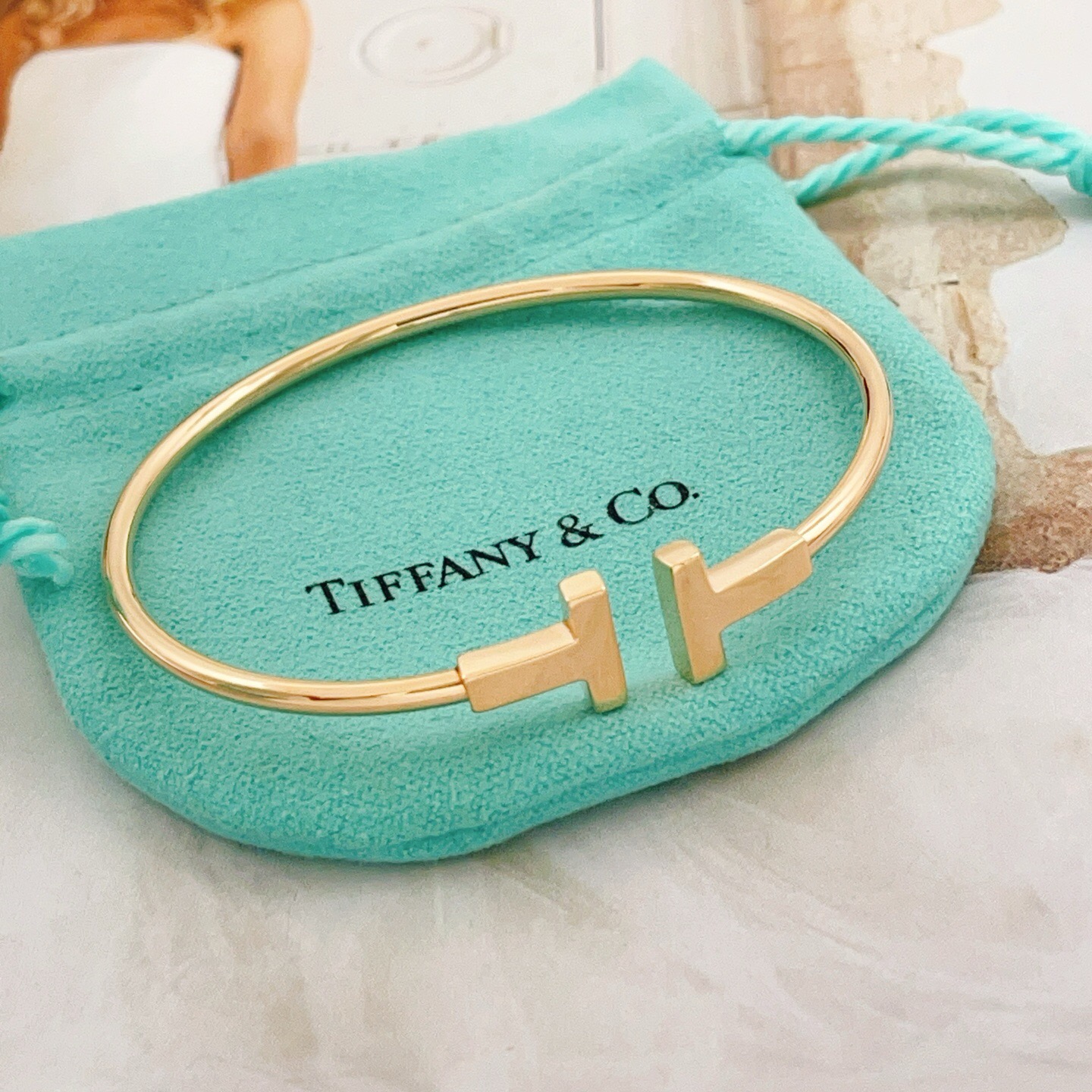 Tiffany Co T Wire bracelet 18k rose gold no gemstones 17cm inner circumference