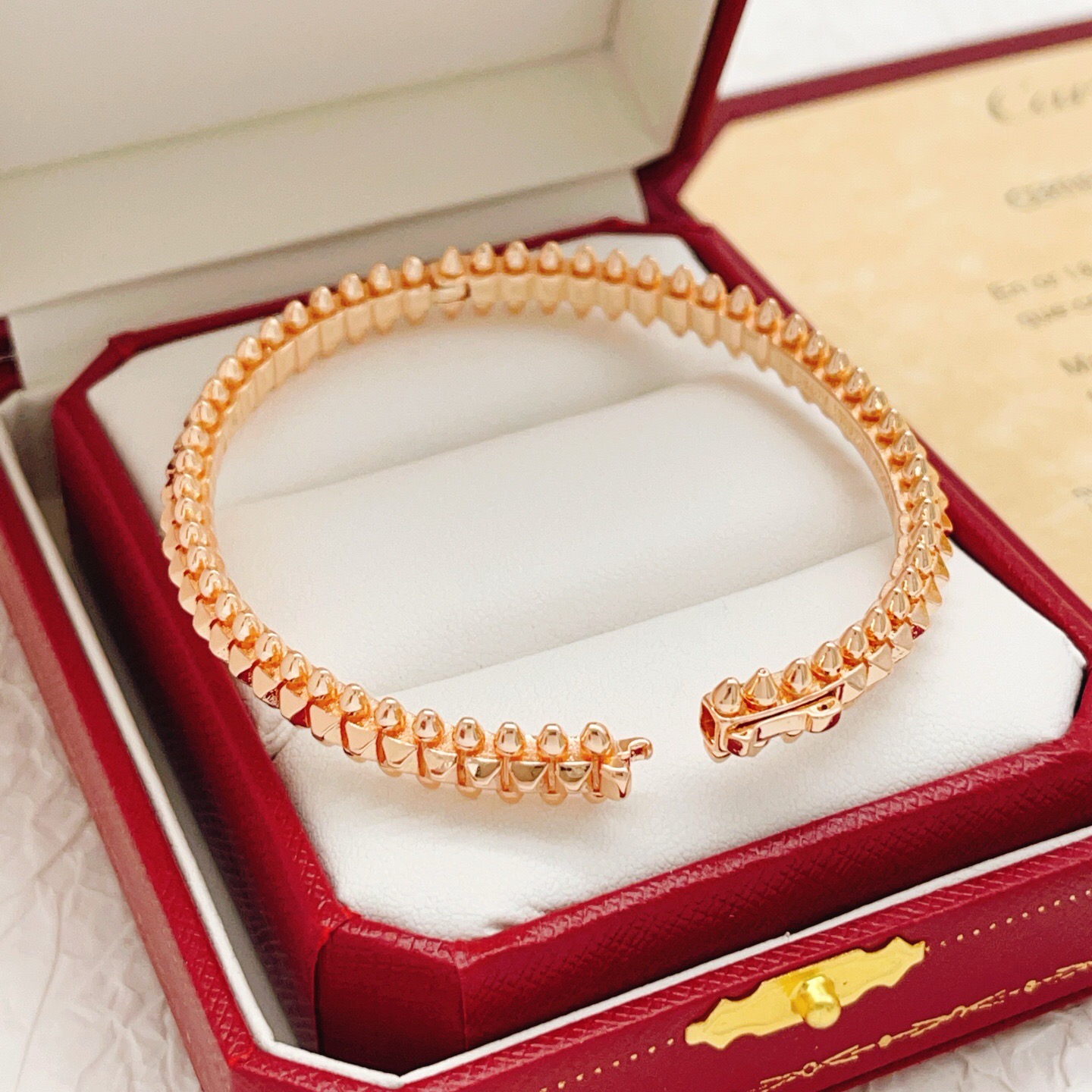 Cartier Clash de Cartier bracelet Rose gold 17