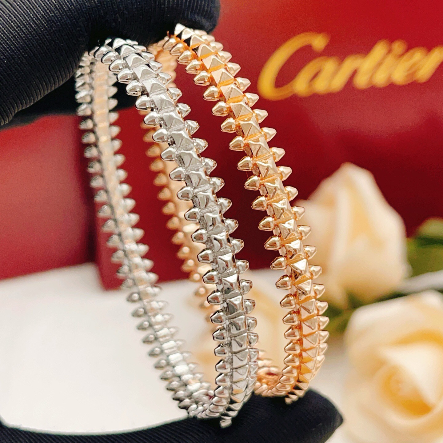 Cartier Clash de Cartier bracelet Rose gold 17