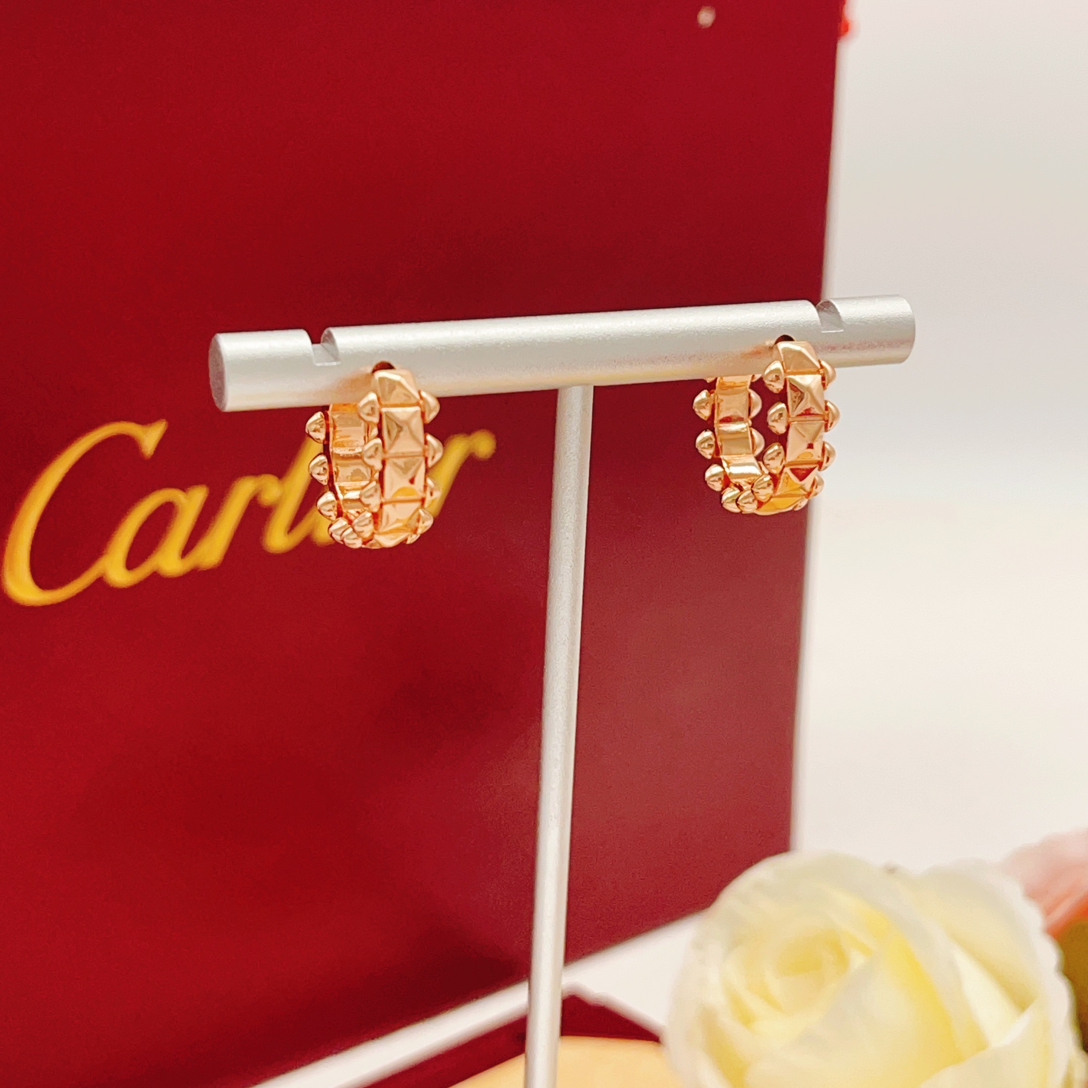 Cartier Clash de Cartier earrings 18k rose gold no gemstones 12mm hoop diameter