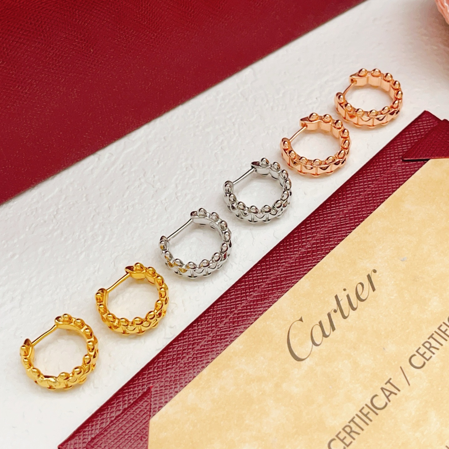 Boucles d'oreilles Cartier Clash de Cartier métal argenté diamètre de l'anneau 12 mm