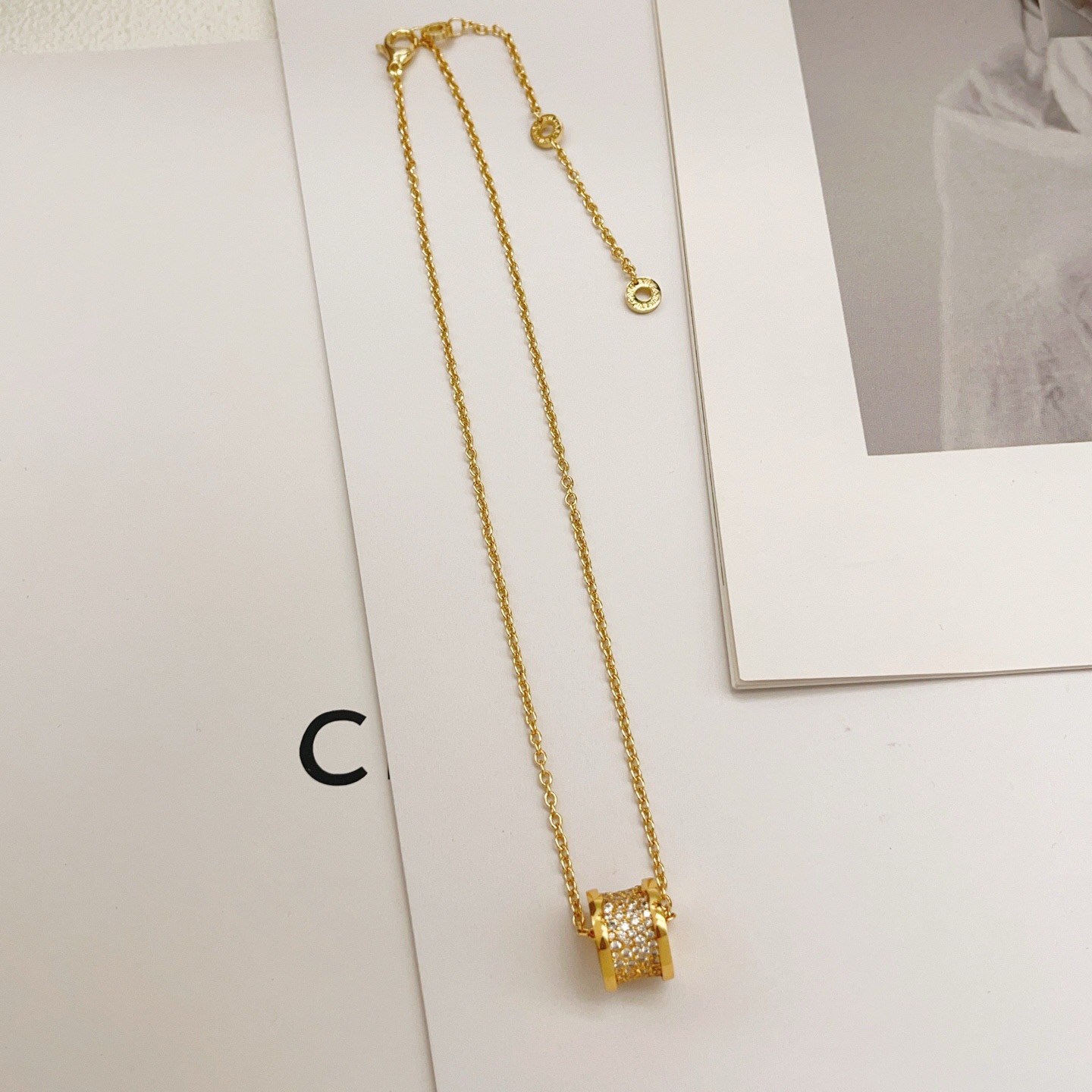 Bvlgari B zero1 necklace yellow gold with pave clear diamonds 45cm with 5cm extender