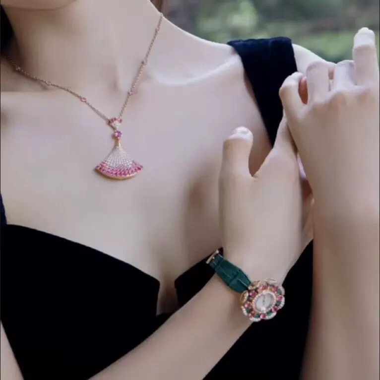 Bvlgari Divas Dream necklace 18k white gold white diamond ruby pink sapphire 42cm with 5cm extender