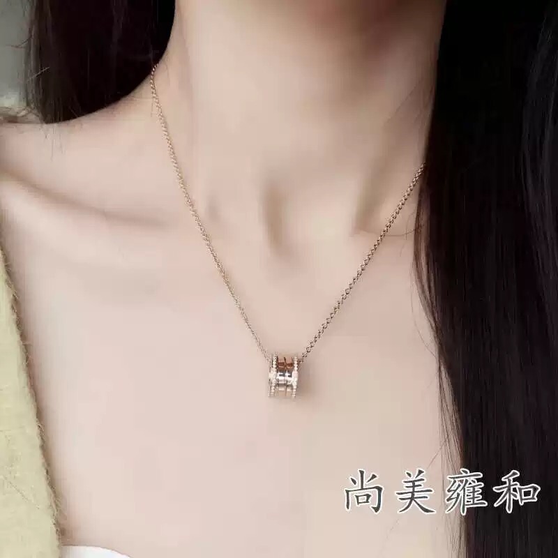 Bvlgari B zero1 necklace Rose gold with clear diamond accents Yellow gold with clear diamond accents Silver-toned white gold with clear diamond accents 45cm