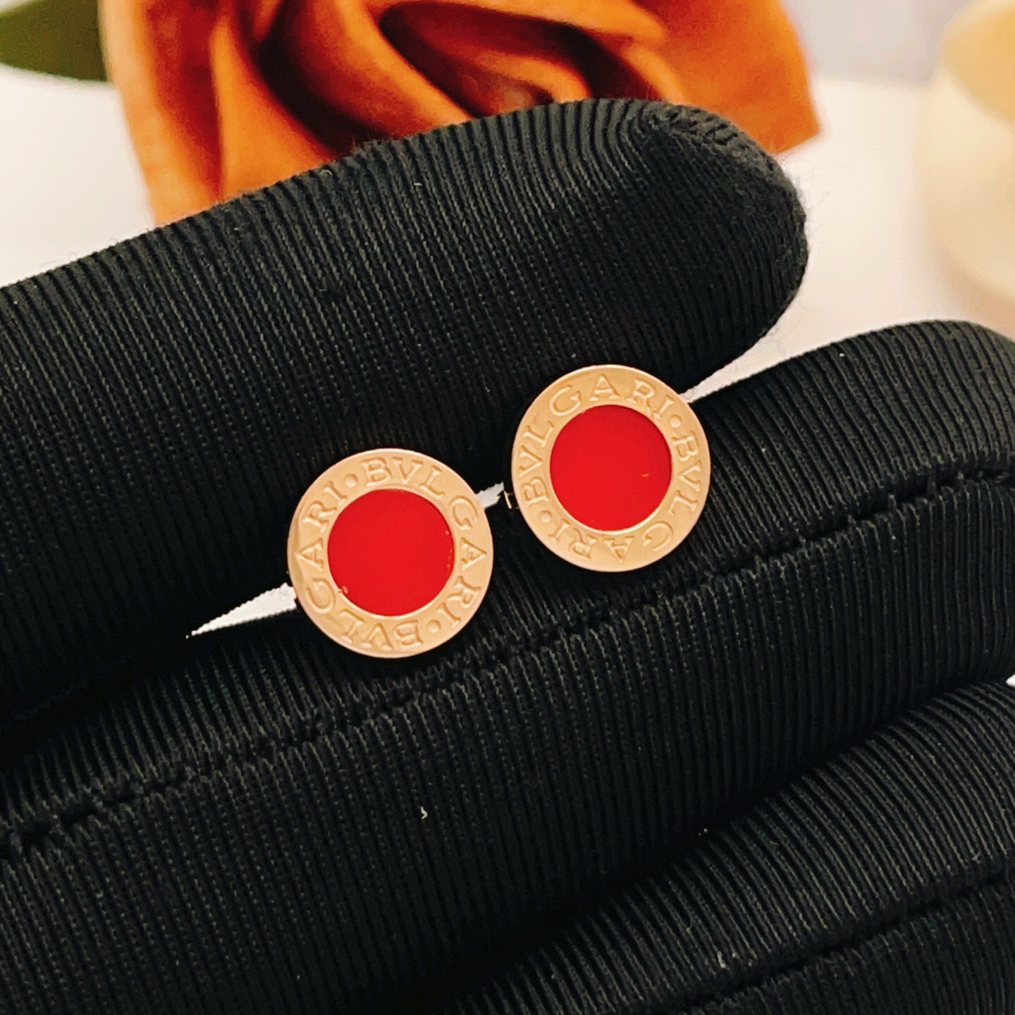 Bvlgari Bvlgari Bvlgari earrings rose gold metal with red carnelian stone inlay 10mm diameter stud