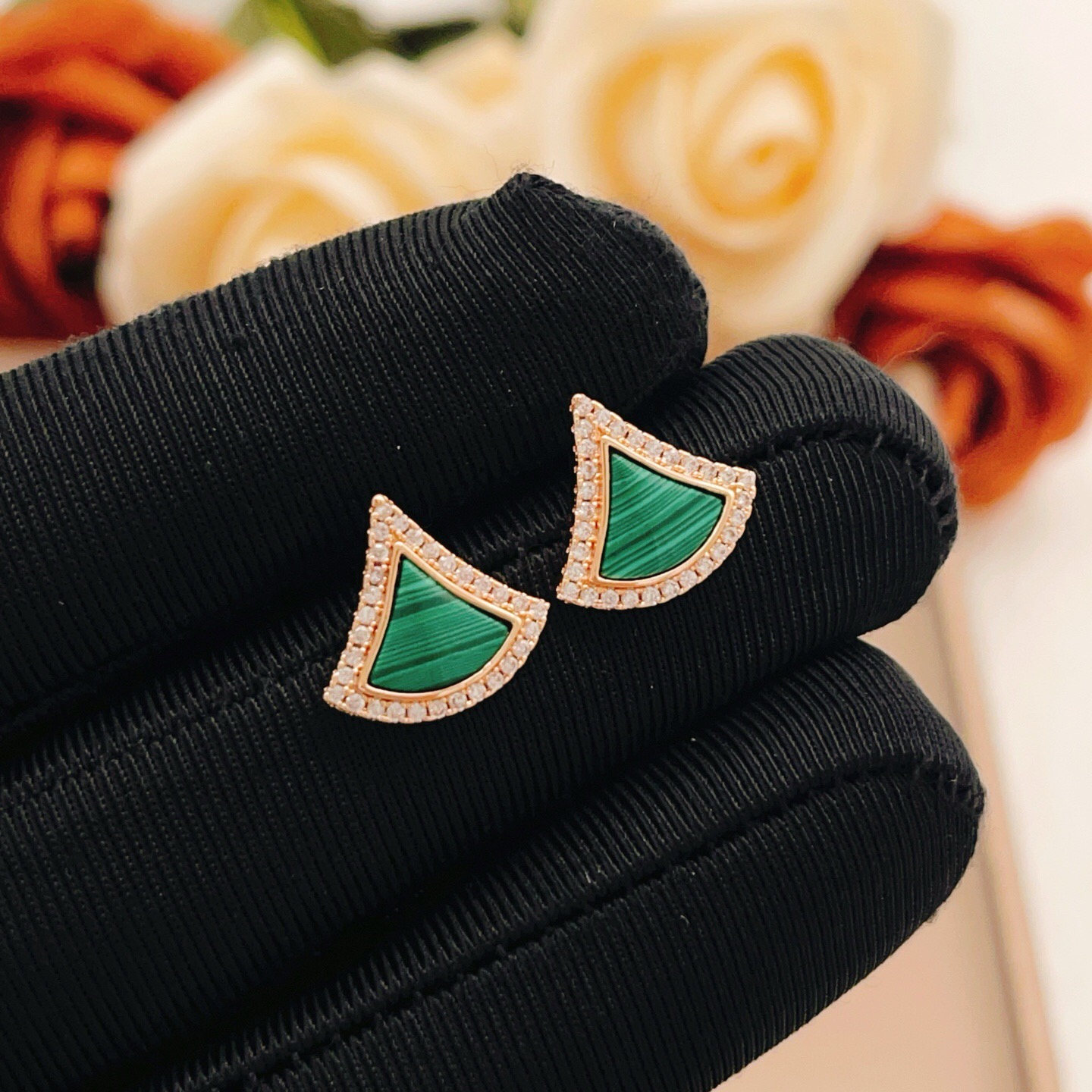 Bvlgari Divas Dream earrings rose gold green malachite clear diamond accents 1 2cm stud diameter