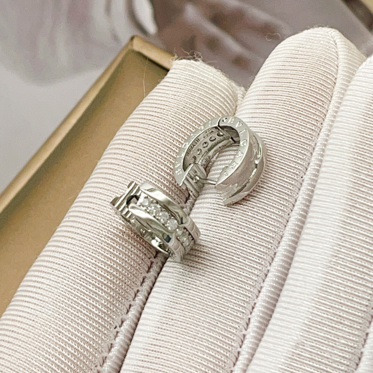 Bvlgari B zero1 earrings silver-toned white gold with clear pave diamonds 10mm outer diameter