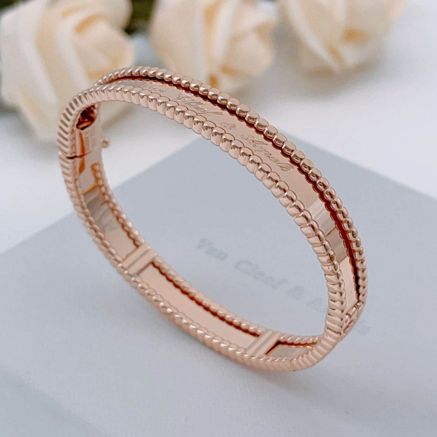 Van Cleef Arpels Perlee bracelet Rose gold 17cm