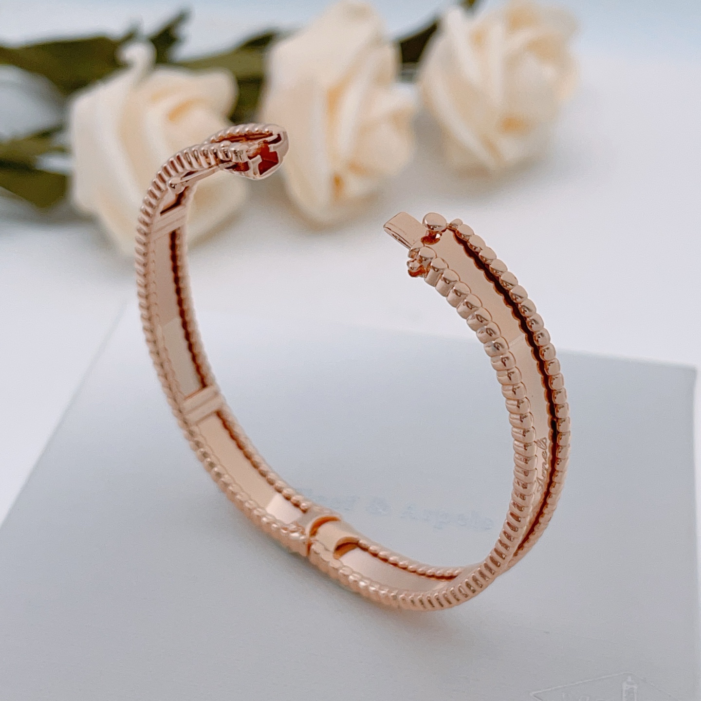 Van Cleef Arpels Perlee bracelet Rose gold 17cm