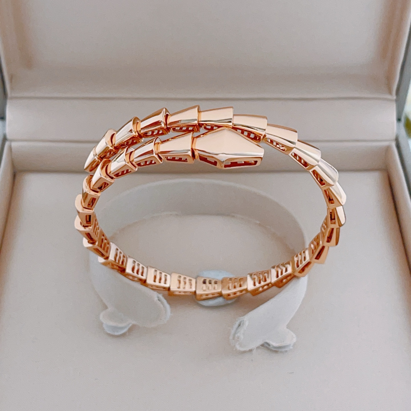 Bvlgari Serpenti Viper bracelet Rose gold no gemstones 17cm