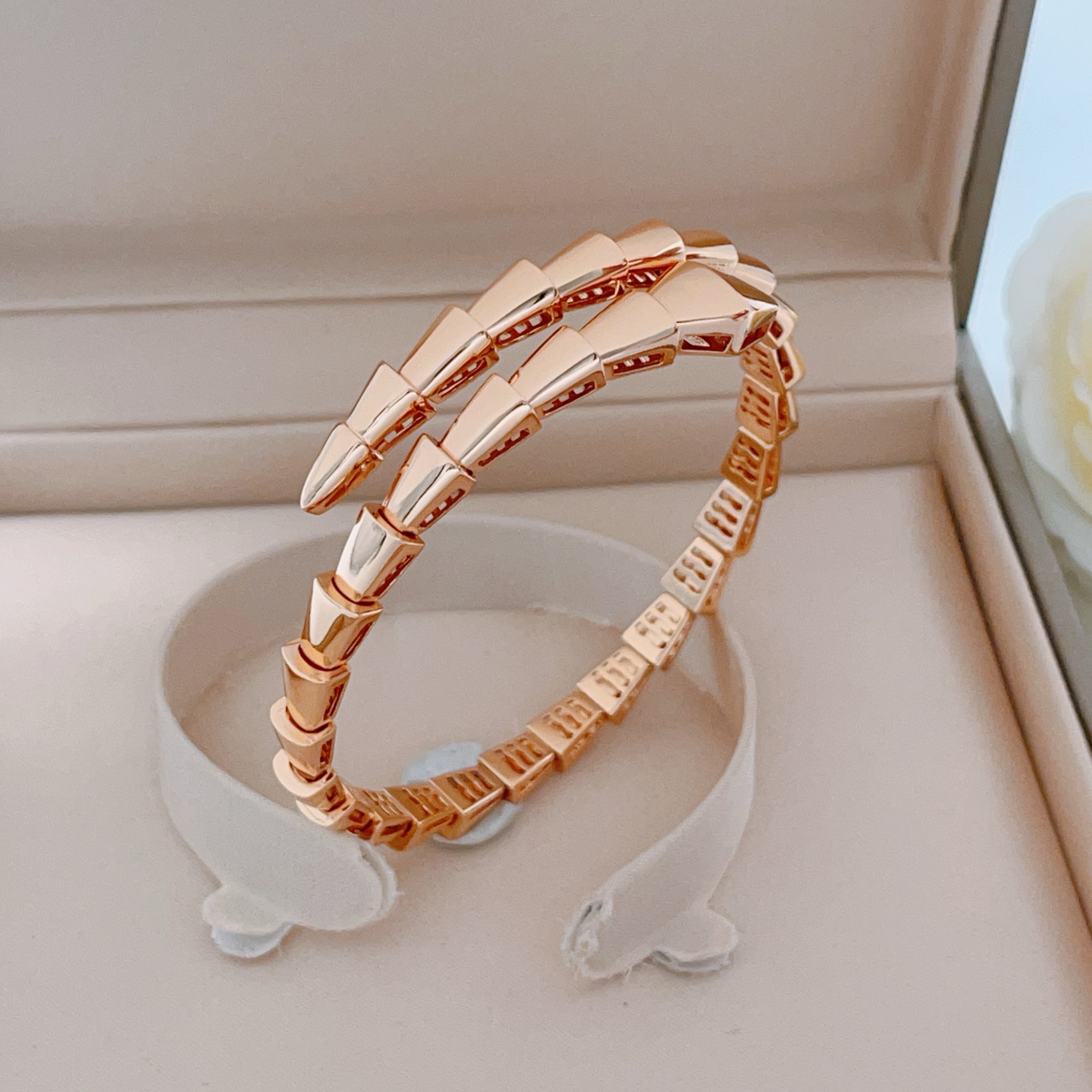Bvlgari Serpenti Viper bracelet Rose gold no gemstones 17cm