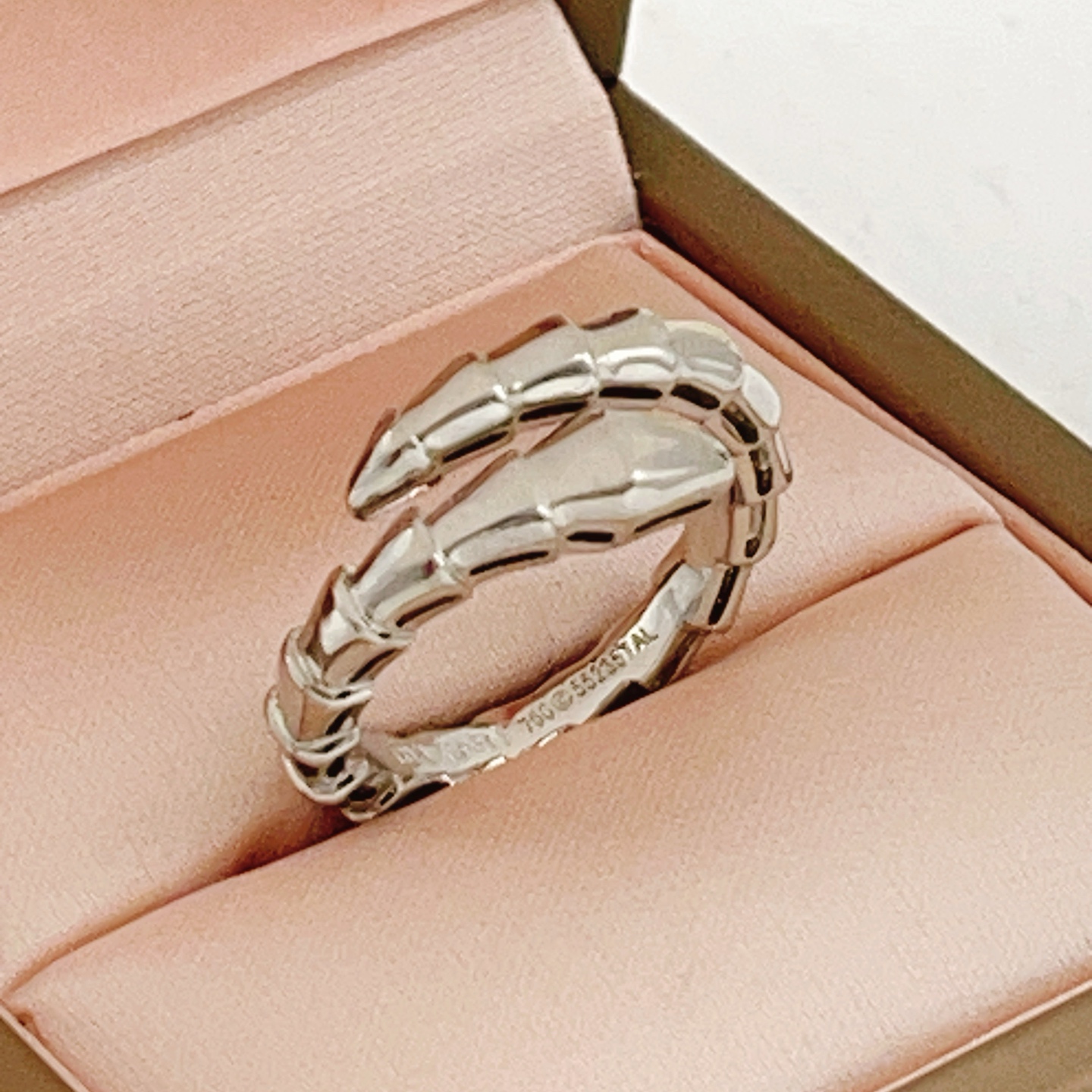 Bvlgari Serpenti Viper ring 18k white gold no gemstones No 7