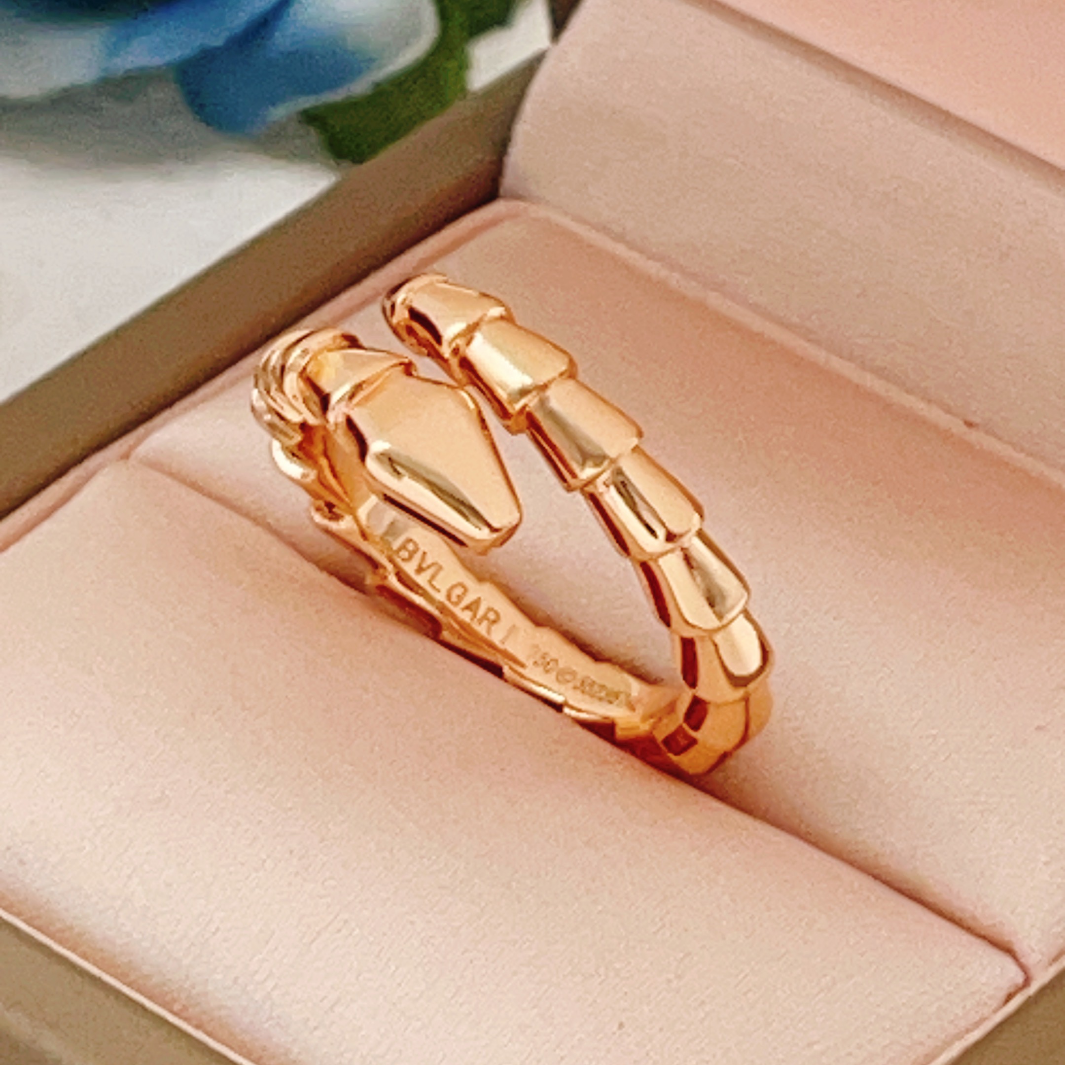 Bvlgari Serpenti Viper ring 18k rose gold no gemstones No 7