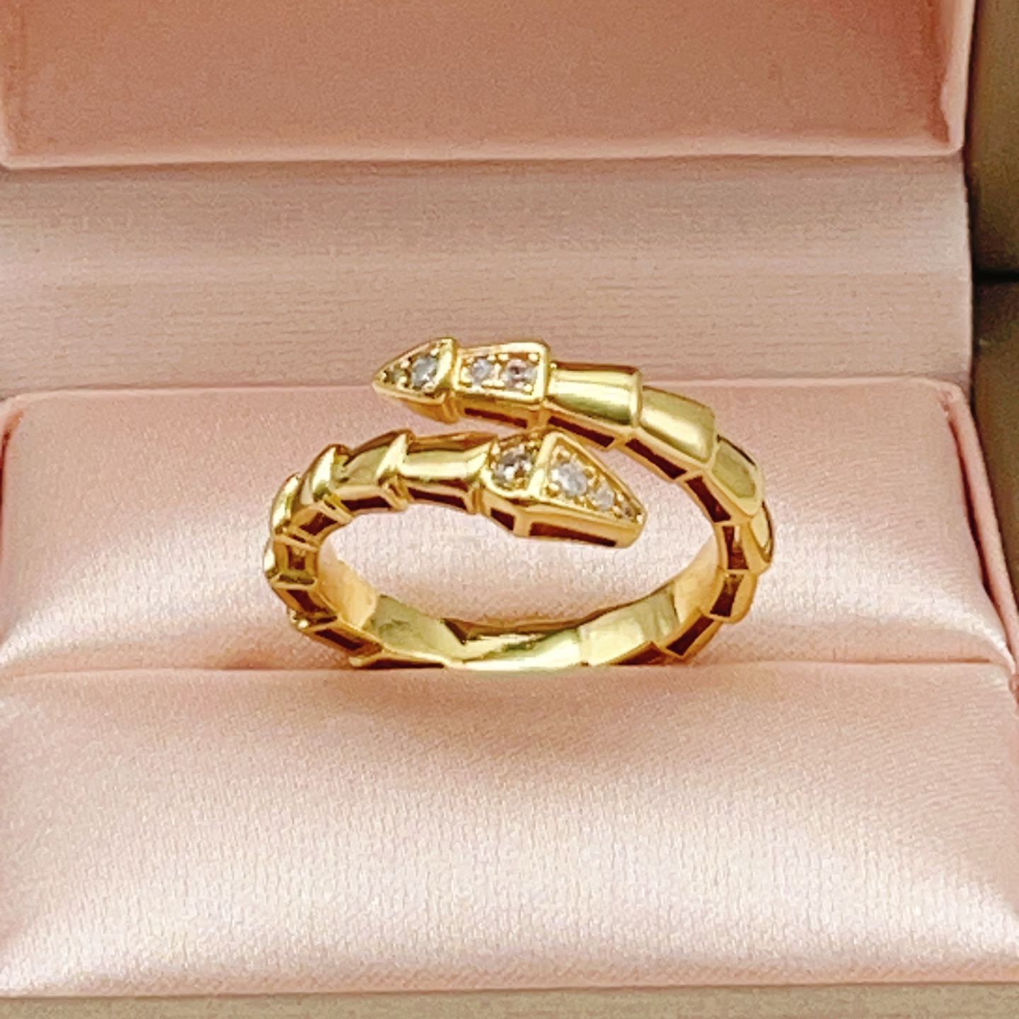 Bvlgari Serpenti Viper ring Yellow gold with clear diamond accents and dark red enamel detailing One size fits all