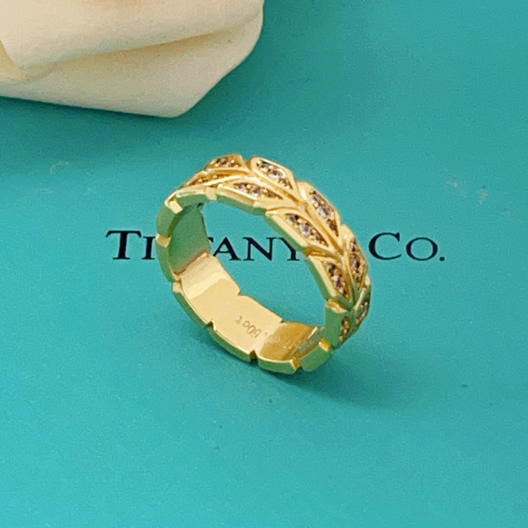 Tiffany Victoria Vine ring yellow gold with clear diamond accents 7