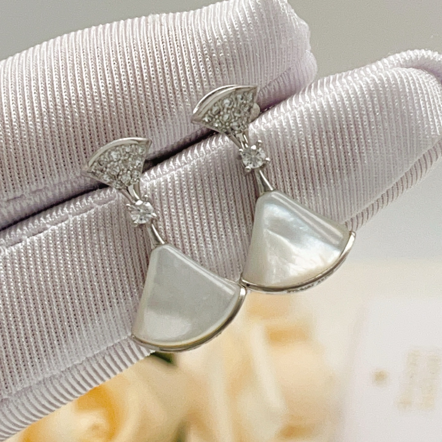 Bvlgari Divas Dream earrings silver-toned white gold clear diamond accents white mother-of-pearl 2 2cm drop length