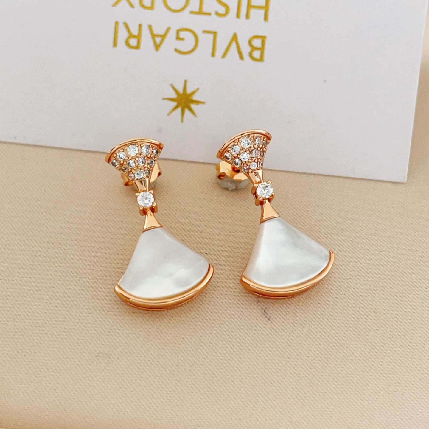 Bvlgari Divas Dream earrings rose gold white mother-of-pearl clear diamond simulants 1 6cm drop length