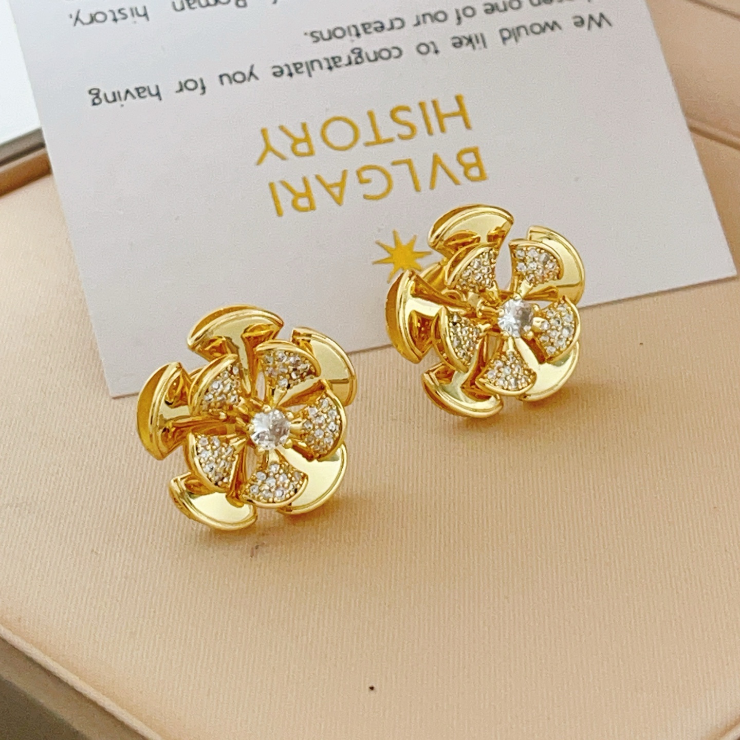 Bvlgari Divas Dream Flower earrings yellow gold with clear diamond simulants 1 5cm diameter