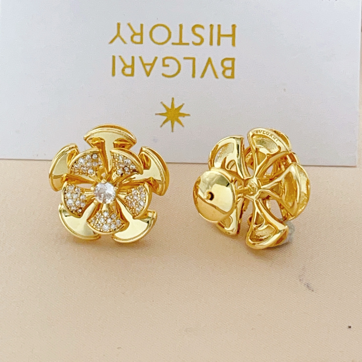 Bvlgari Divas Dream Flower earrings yellow gold with clear diamond simulants 1 5cm diameter