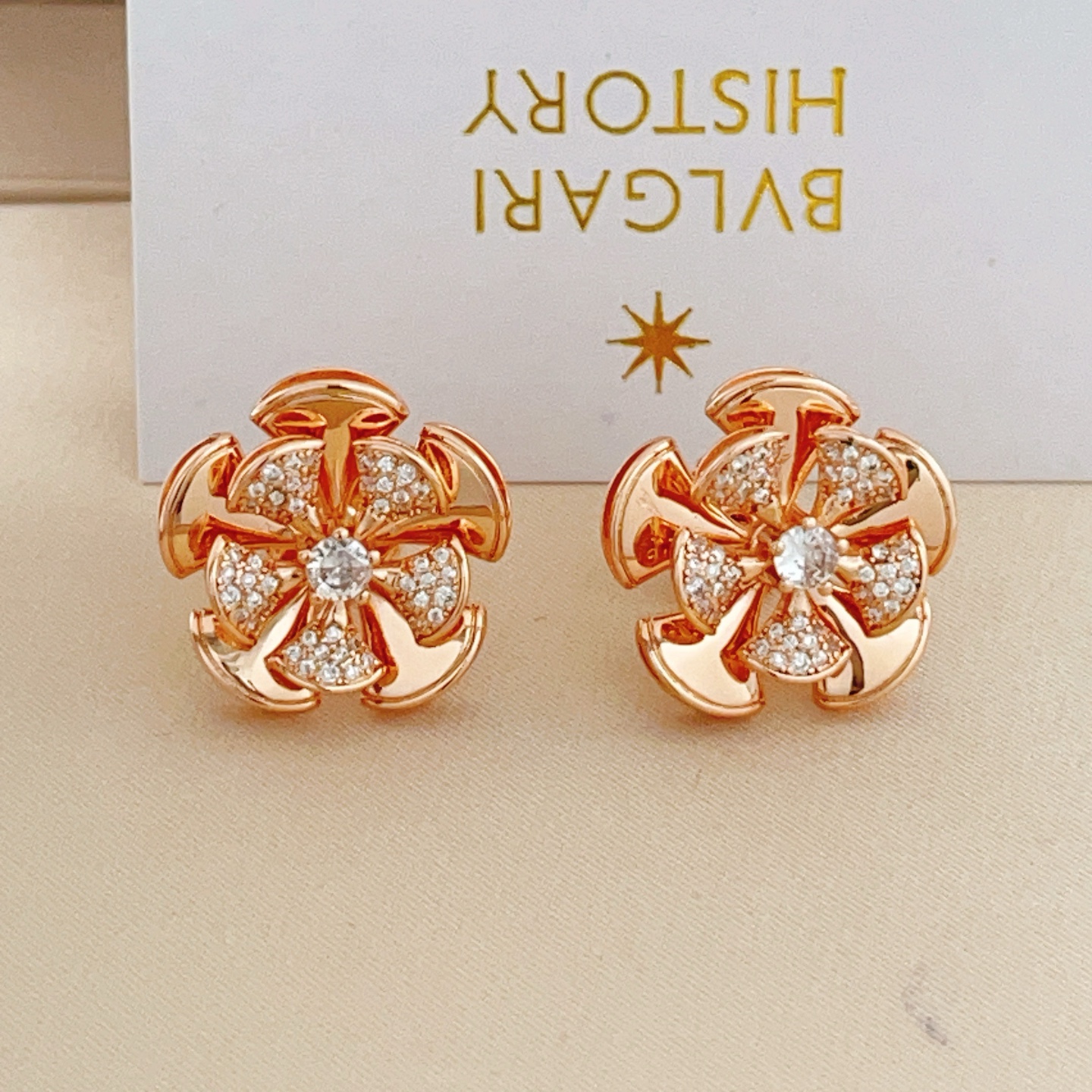 Bvlgari Divas Dream earrings Rose gold with clear diamonds 1 5cm diameter