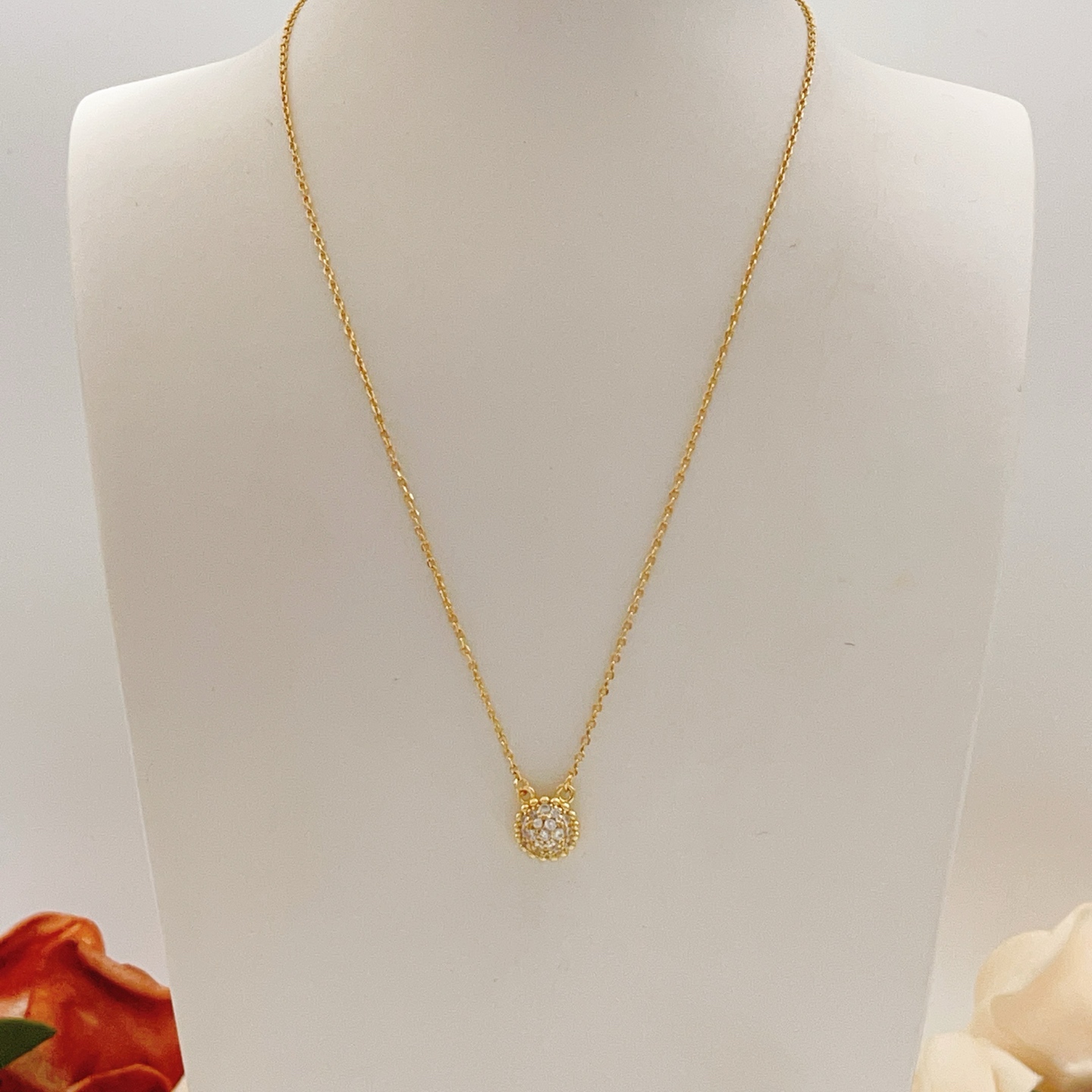 Collar Van Cleef Arpels Perlee Oro amarillo con pavé de diamantes transparentes 42 cm con alargador de 2 cm