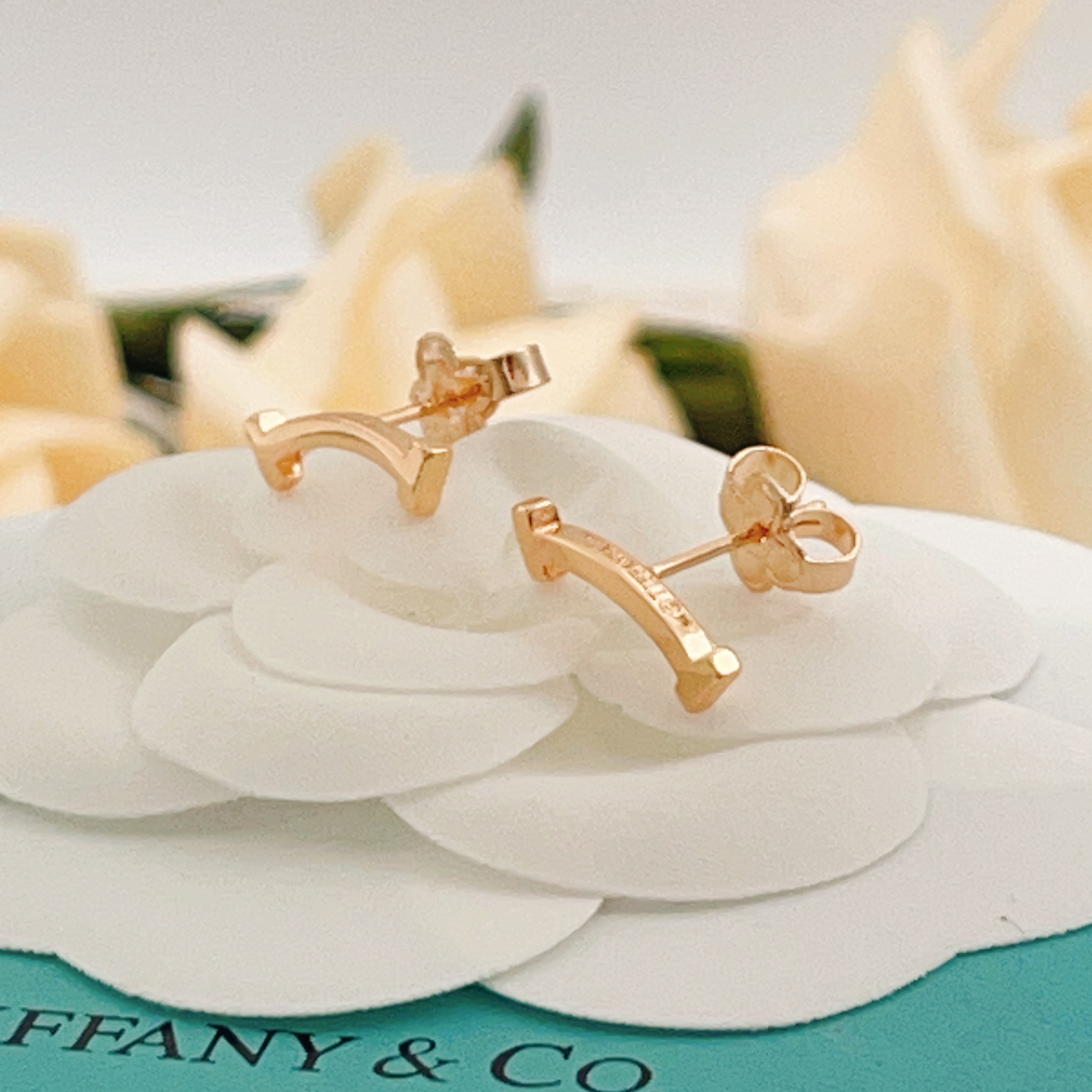 Tiffany T Smile earrings 18k rose gold no gemstones 12mm width per earring