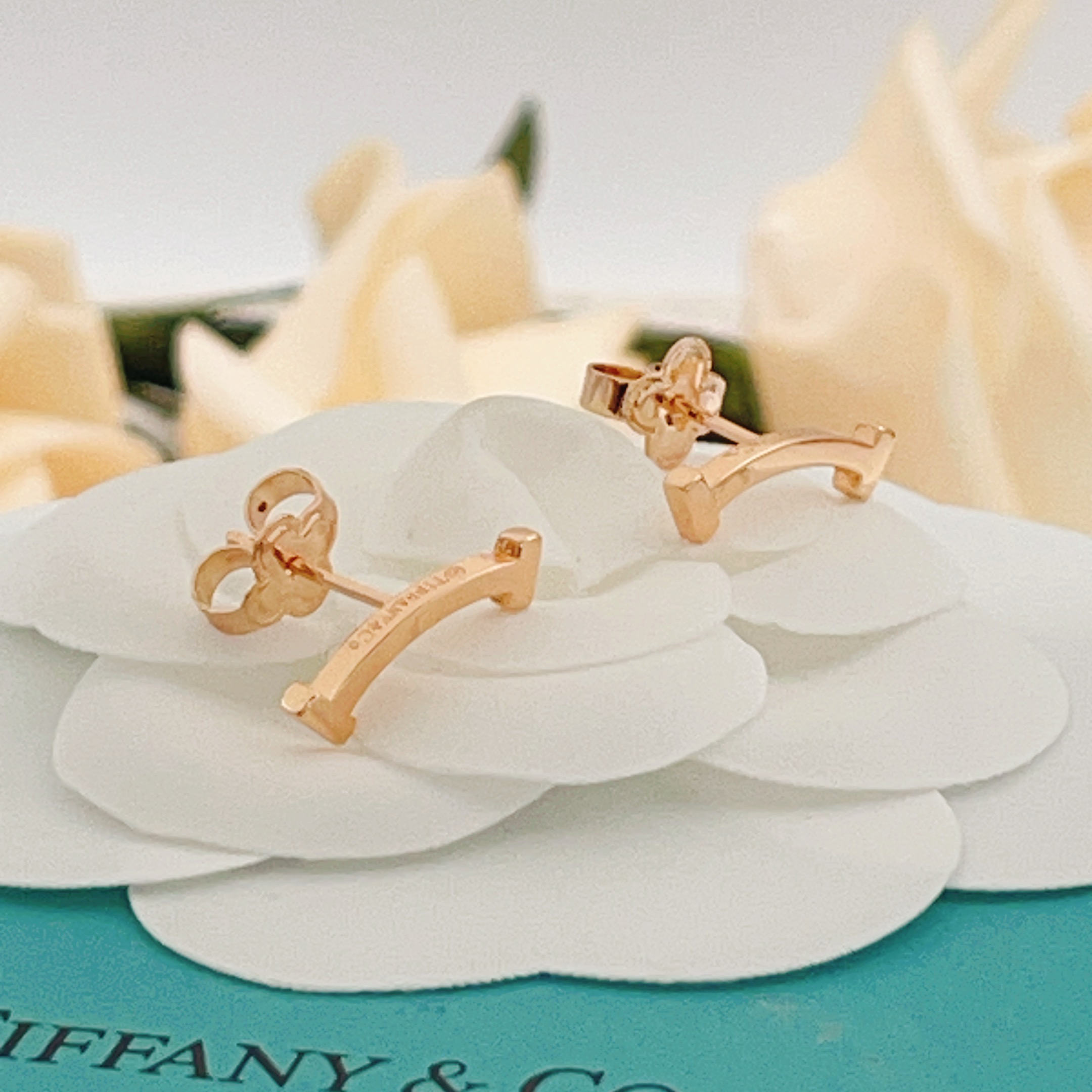 Tiffany T Smile earrings 18k rose gold no gemstones 12mm width per earring