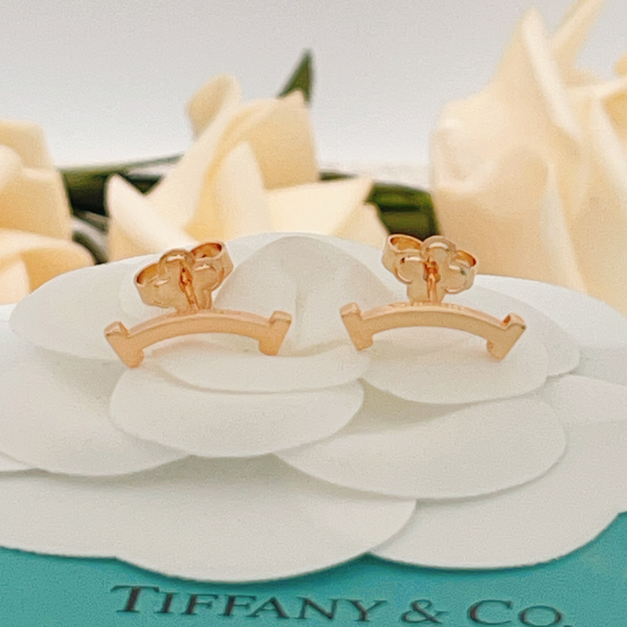 Tiffany T Smile earrings 18k rose gold no gemstones 12mm width per earring