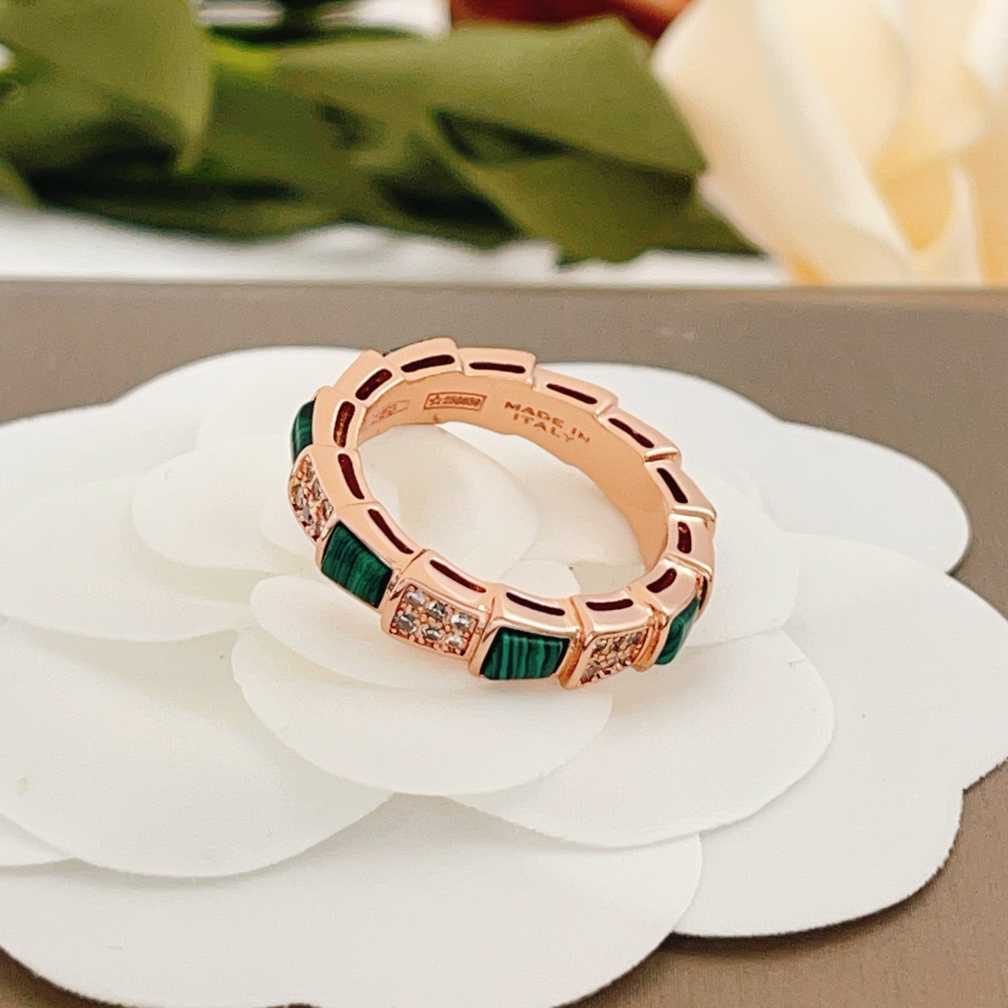 Bvlgari Serpenti Viper ring Rose gold green malachite clear diamond No 7