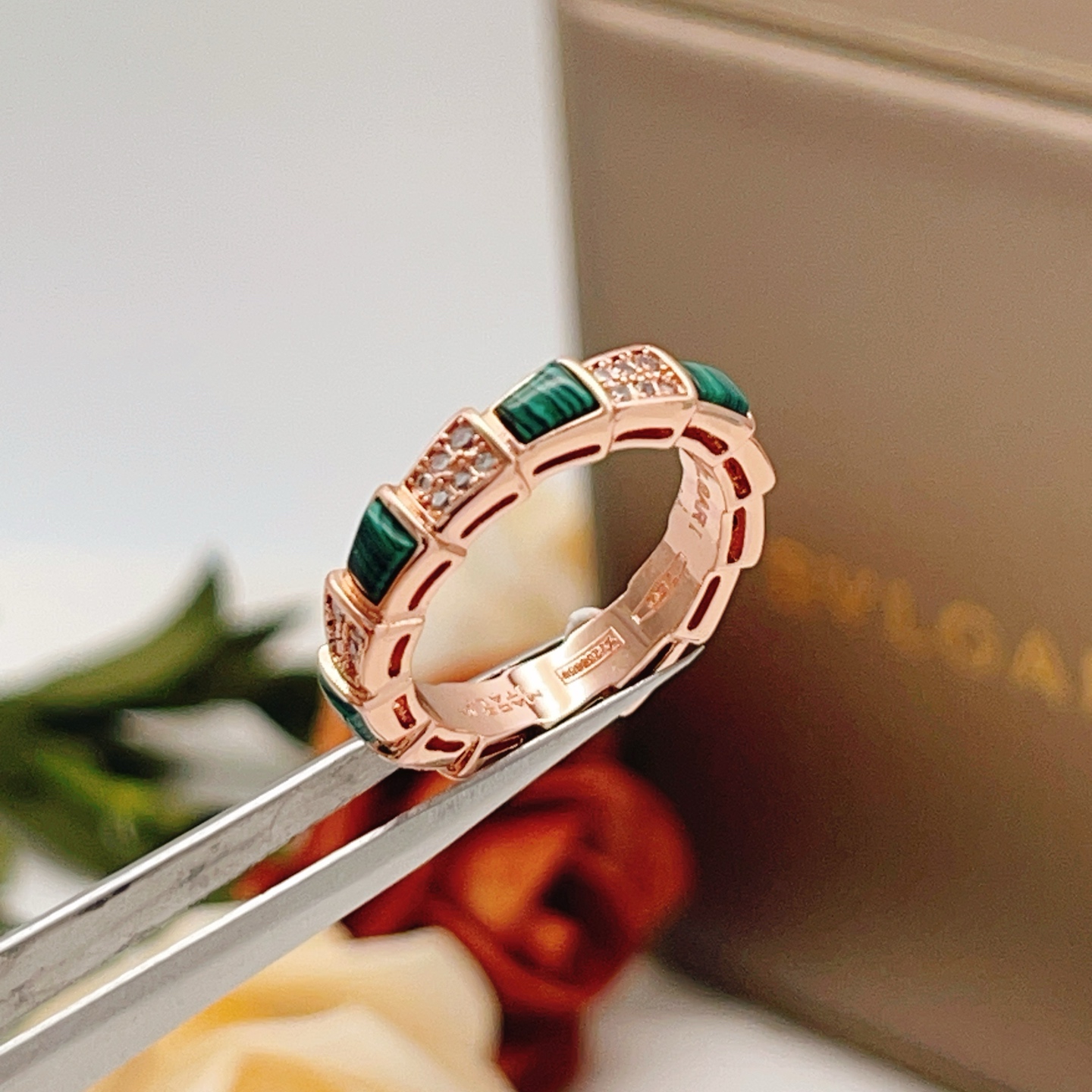 Bvlgari Serpenti Viper ring Rose gold green malachite clear diamond No 7