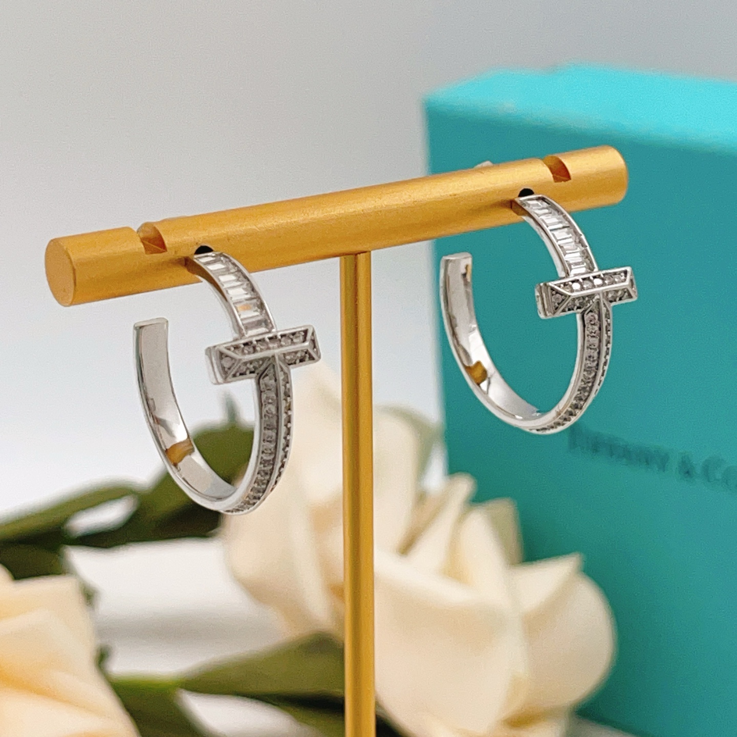 Tiffany T1 Diamond Hoop earrings sterling silver with clear white diamonds 20mm hoop diameter