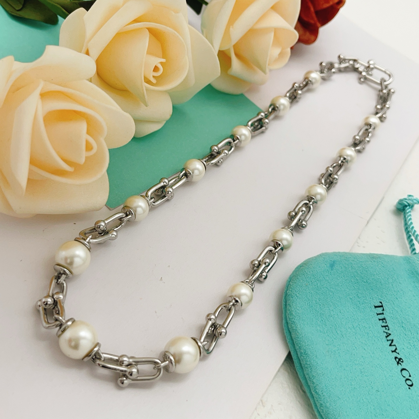 Tiffany Co HardWear Pearl Link necklace silver-toned metal white pearl 18 inches